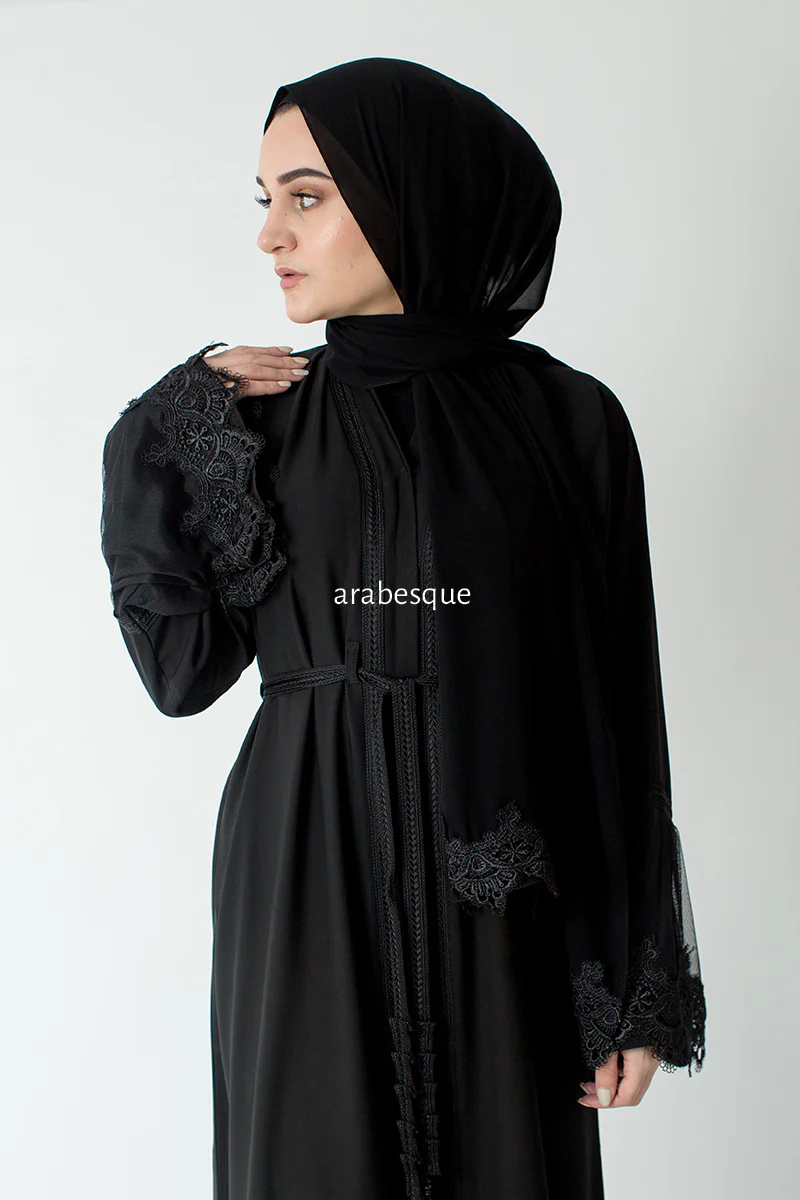Black Open Abaya – Lace and Net Panel Detailing - Image 5
