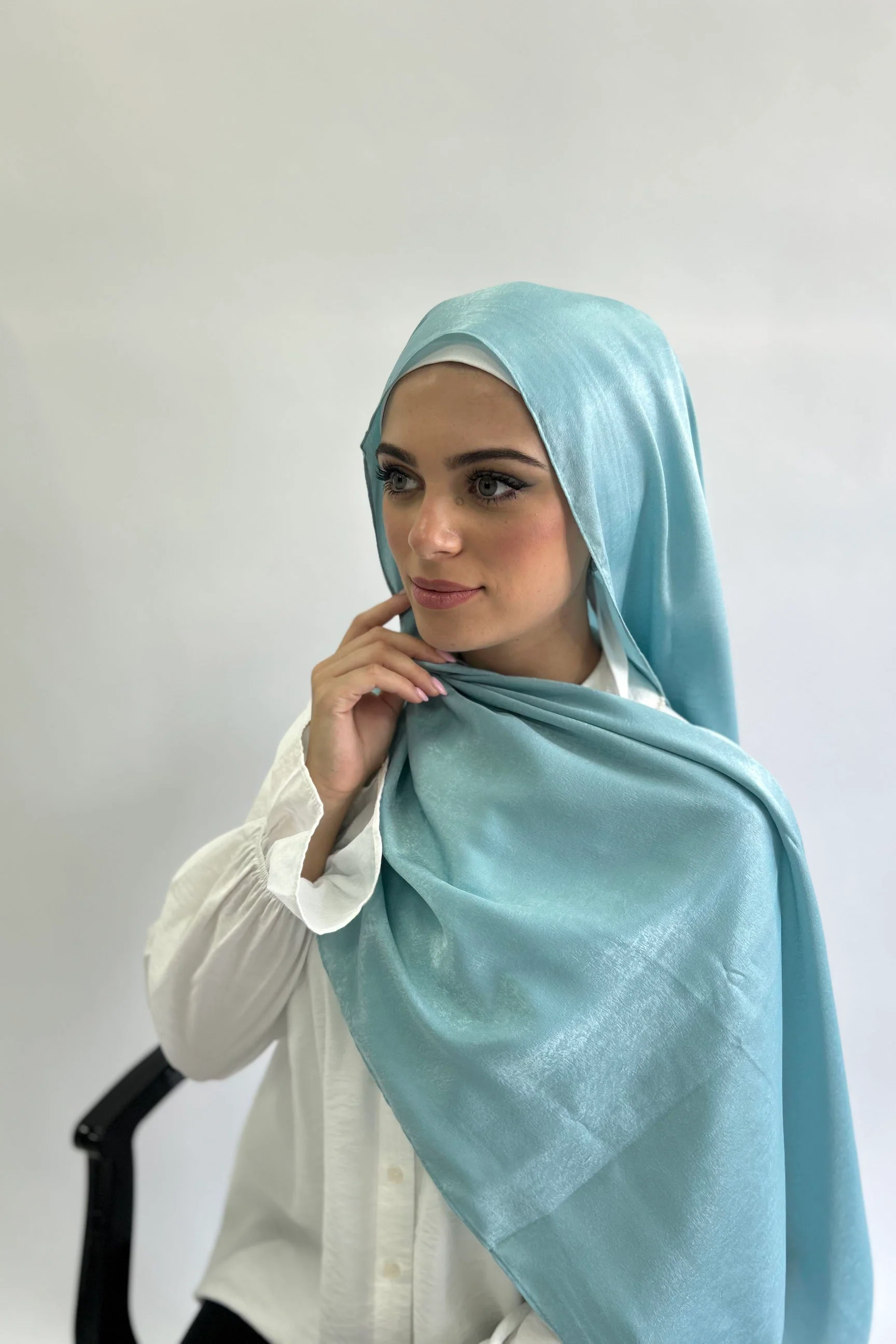 Bamboo Silk Hijab - Image 4