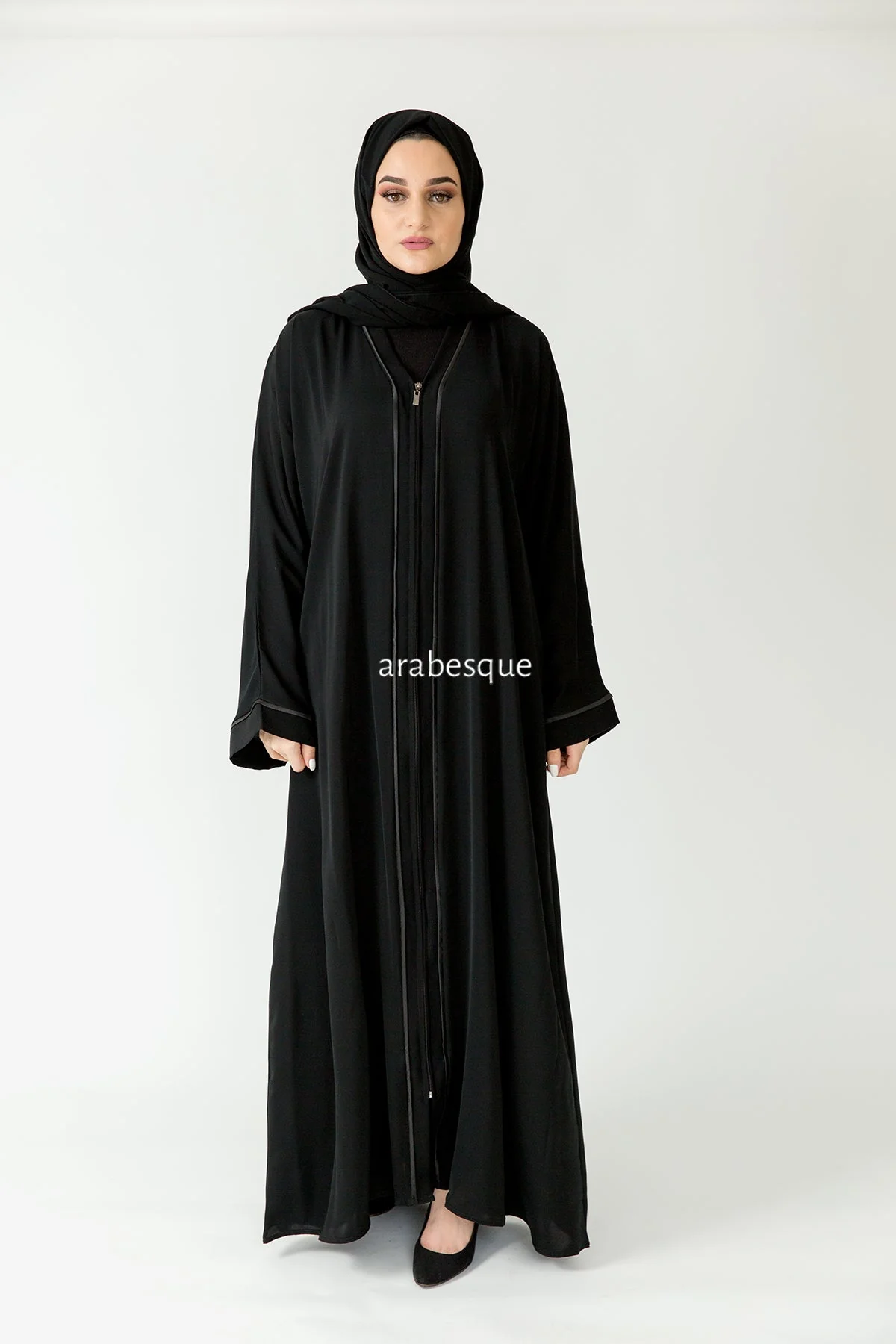 Premium Black Zip Abaya – Line Border Design with Pocket and Matching Scarf