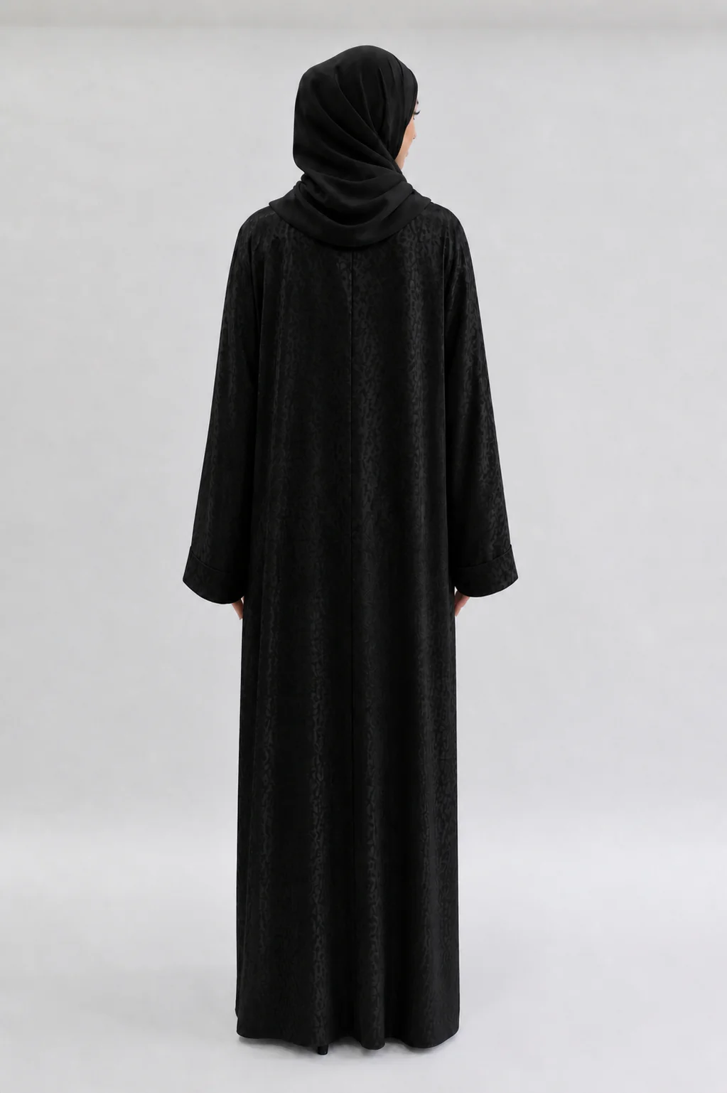 Black Open Silky Abaya – Leopard Print - Image 2