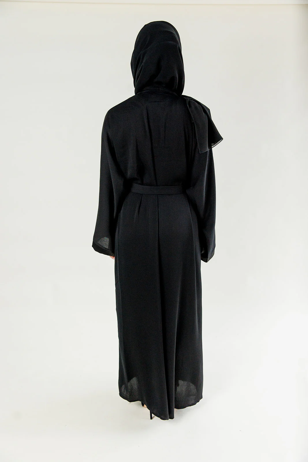 Black Open Abaya – Plain Design with Textured Finish - Image 5