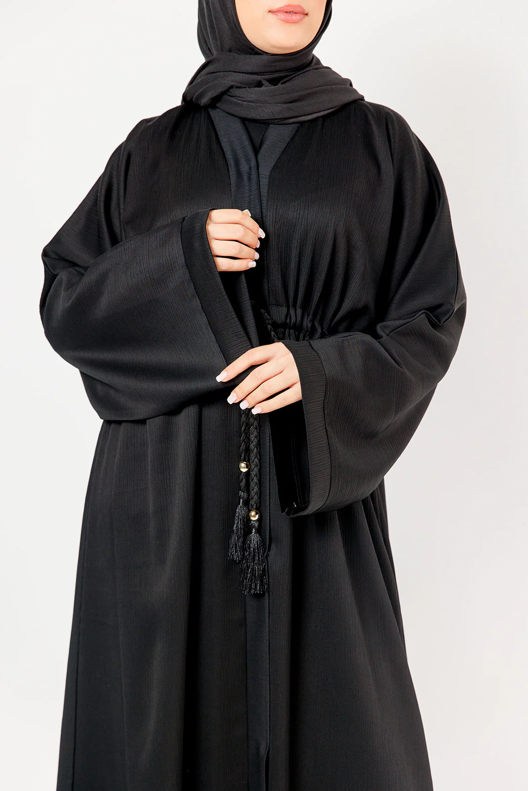 Black Open Abaya – Plain Design, Drawstring Waist with Textured Finish - Image 3