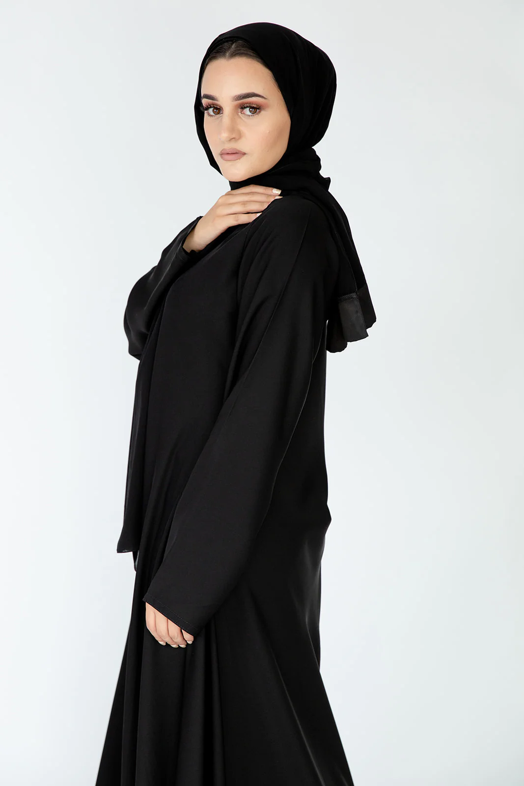 Black Closed Abaya – Plain Umbrella Cut Design - Image 5