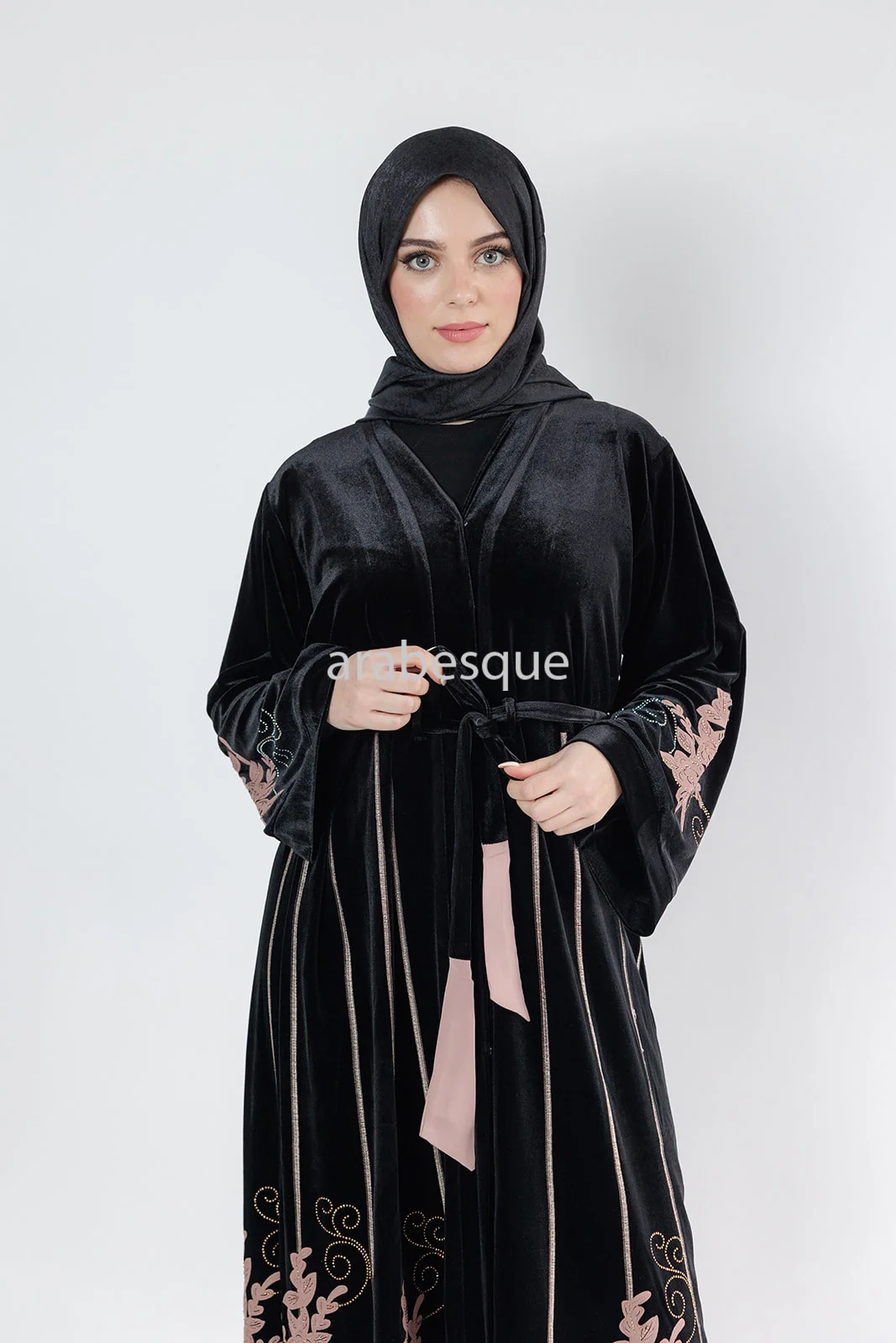 Black Velvet Open Abaya – Luxurious Floral Embroidered Design with Belt - Image 7