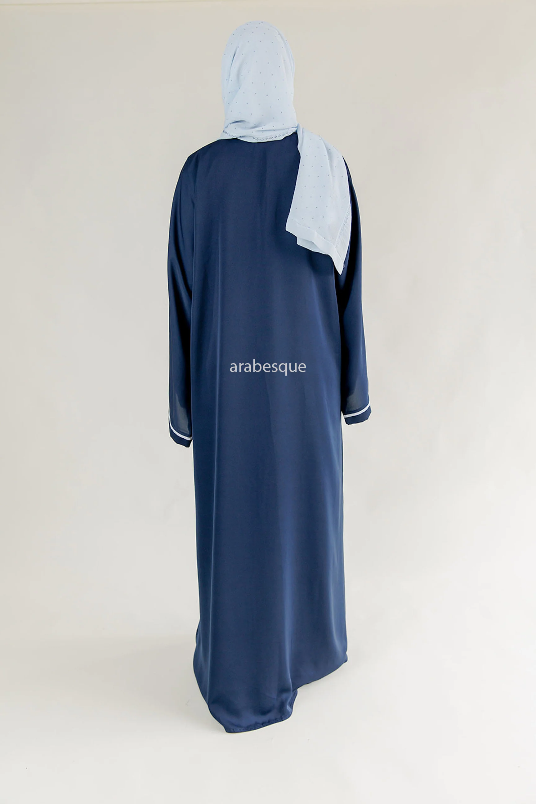 Premium Navy Cream Line Border Zip Abaya - Image 4