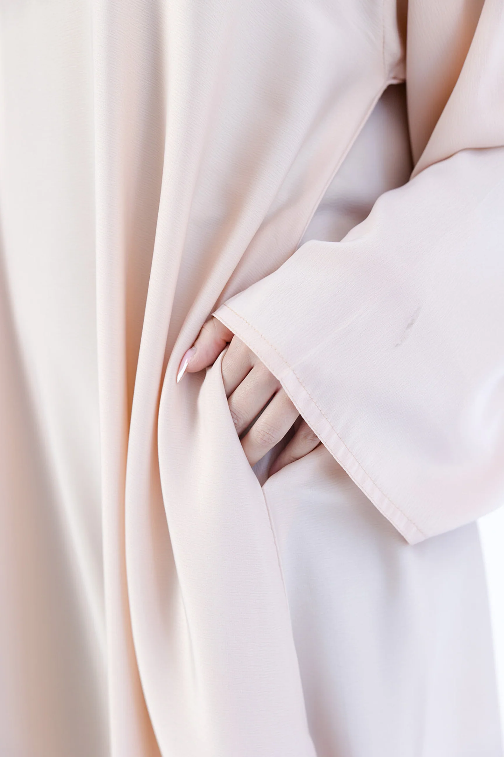 Cream Closed Abaya – Ripple Satin Fabric with Pocket - Image 2