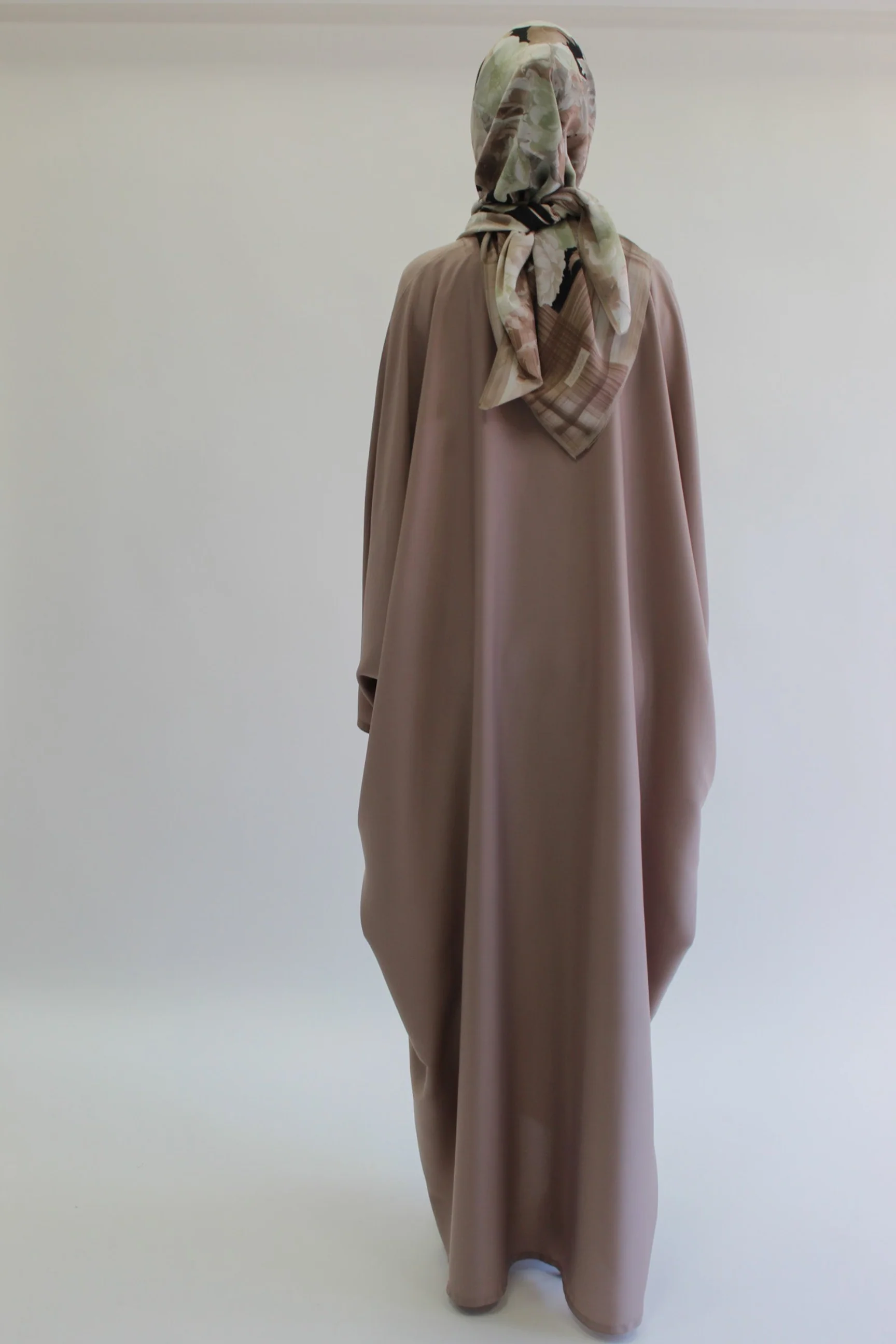 Dark Nude Closed Abaya – Ripple Satin Polyester Batwing Design - Image 5