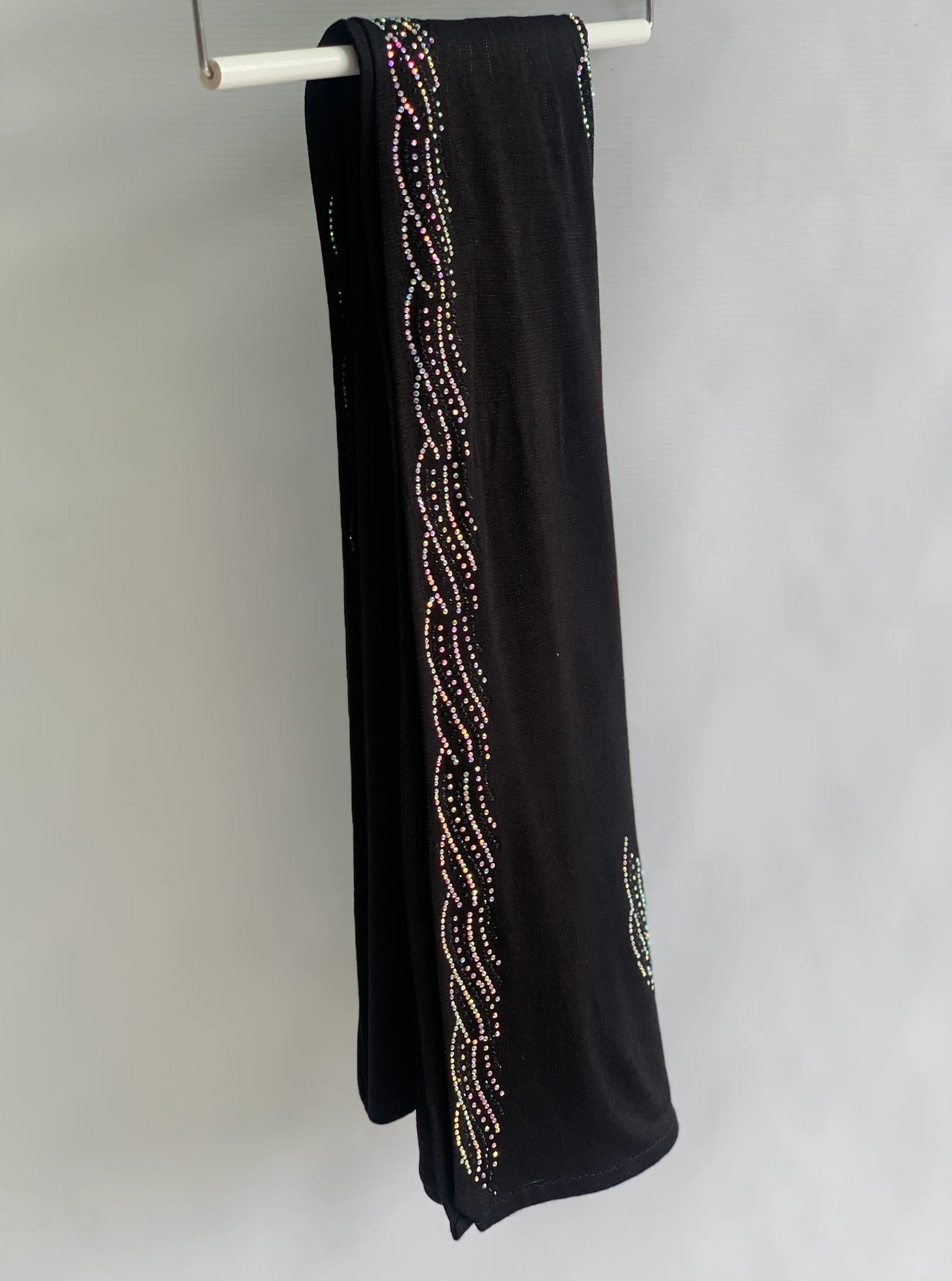 Chally Diamante Jersey Hijab Pattern 1 - Image 7