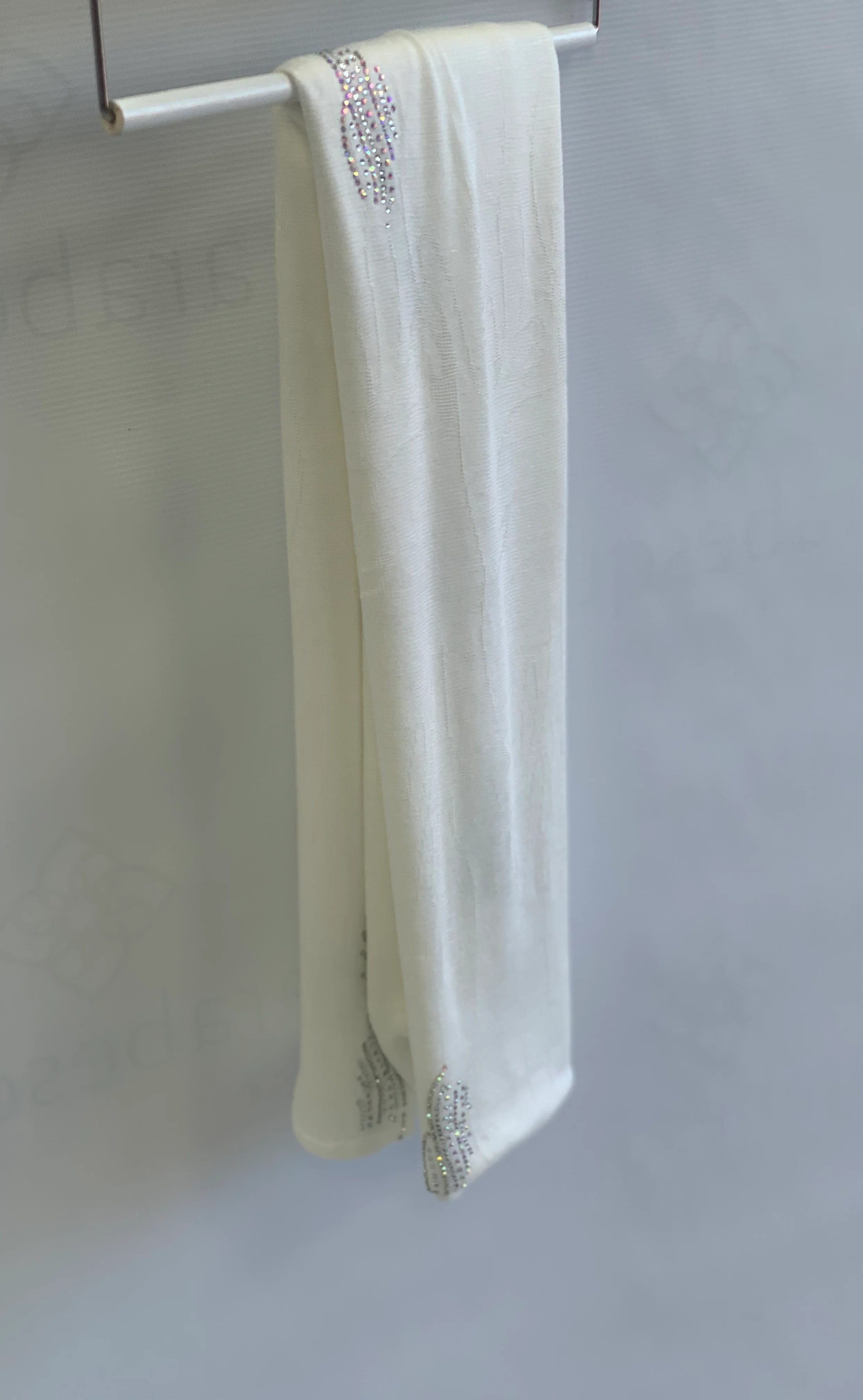 Chally Diamante Jersey Hijab Pattern 1 - Image 9