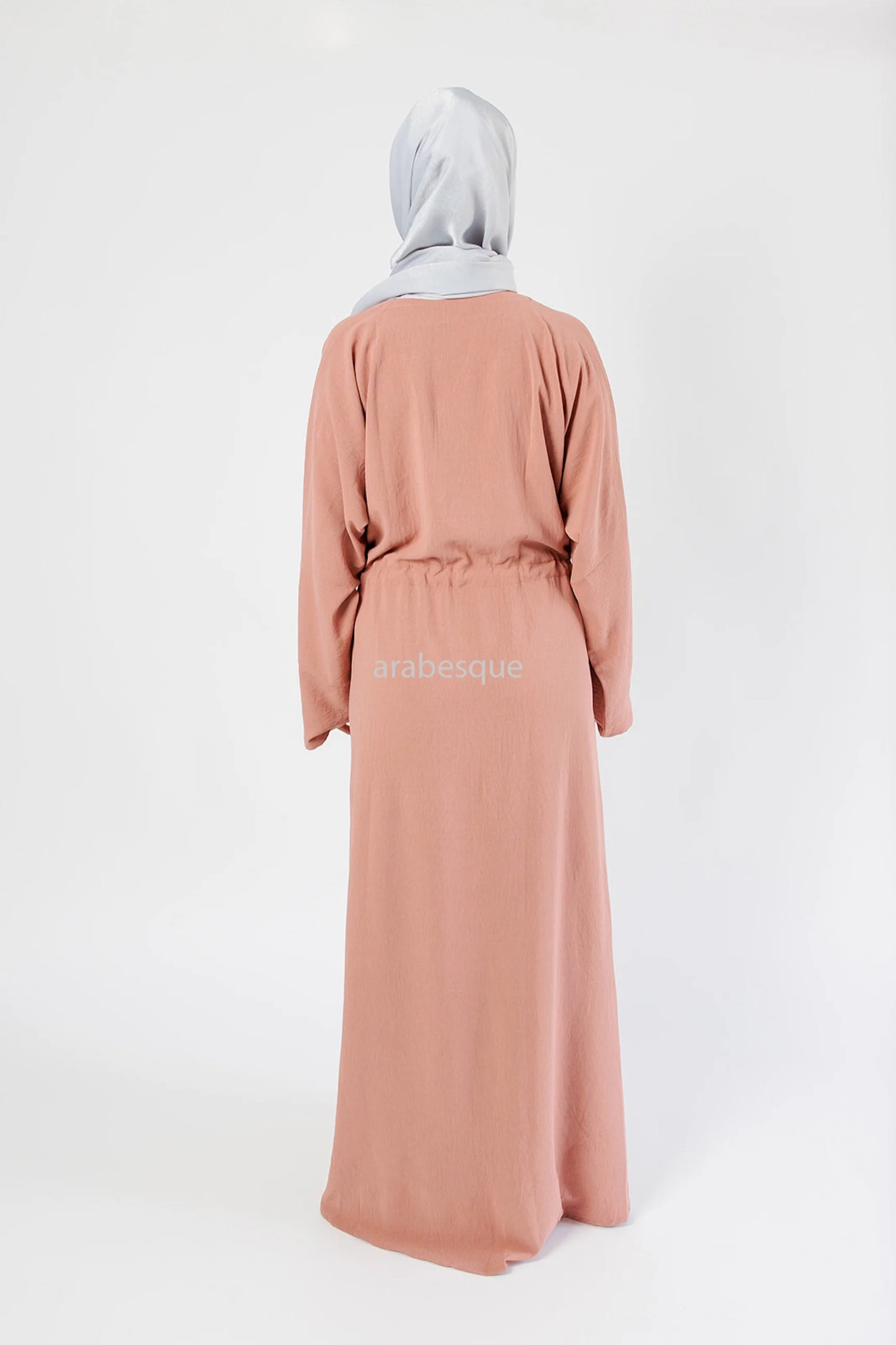 Dusty Pink Closed Abaya – Plain Crushed Polyester with Drawstring Waist - Image 4