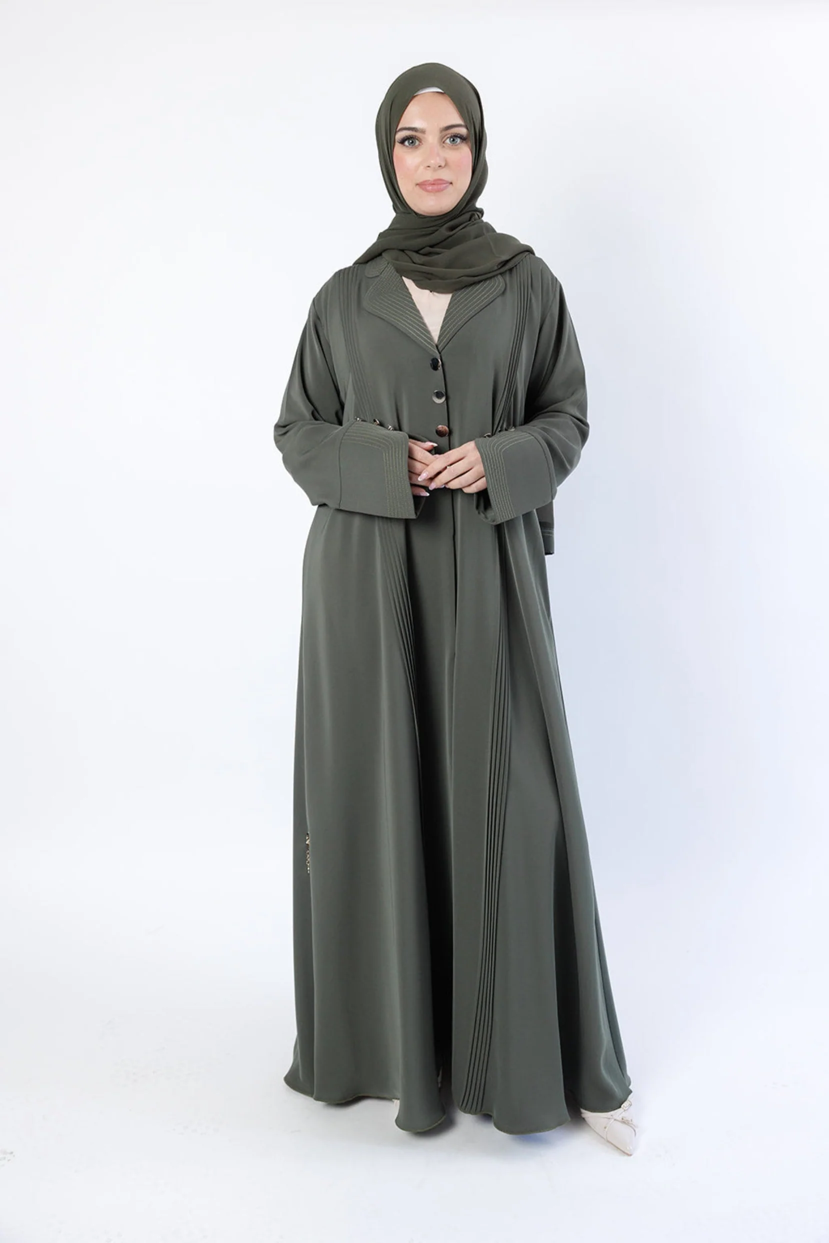 Green Open Abaya – Embroidered Collar Design with Buttons and Pleated Detailing