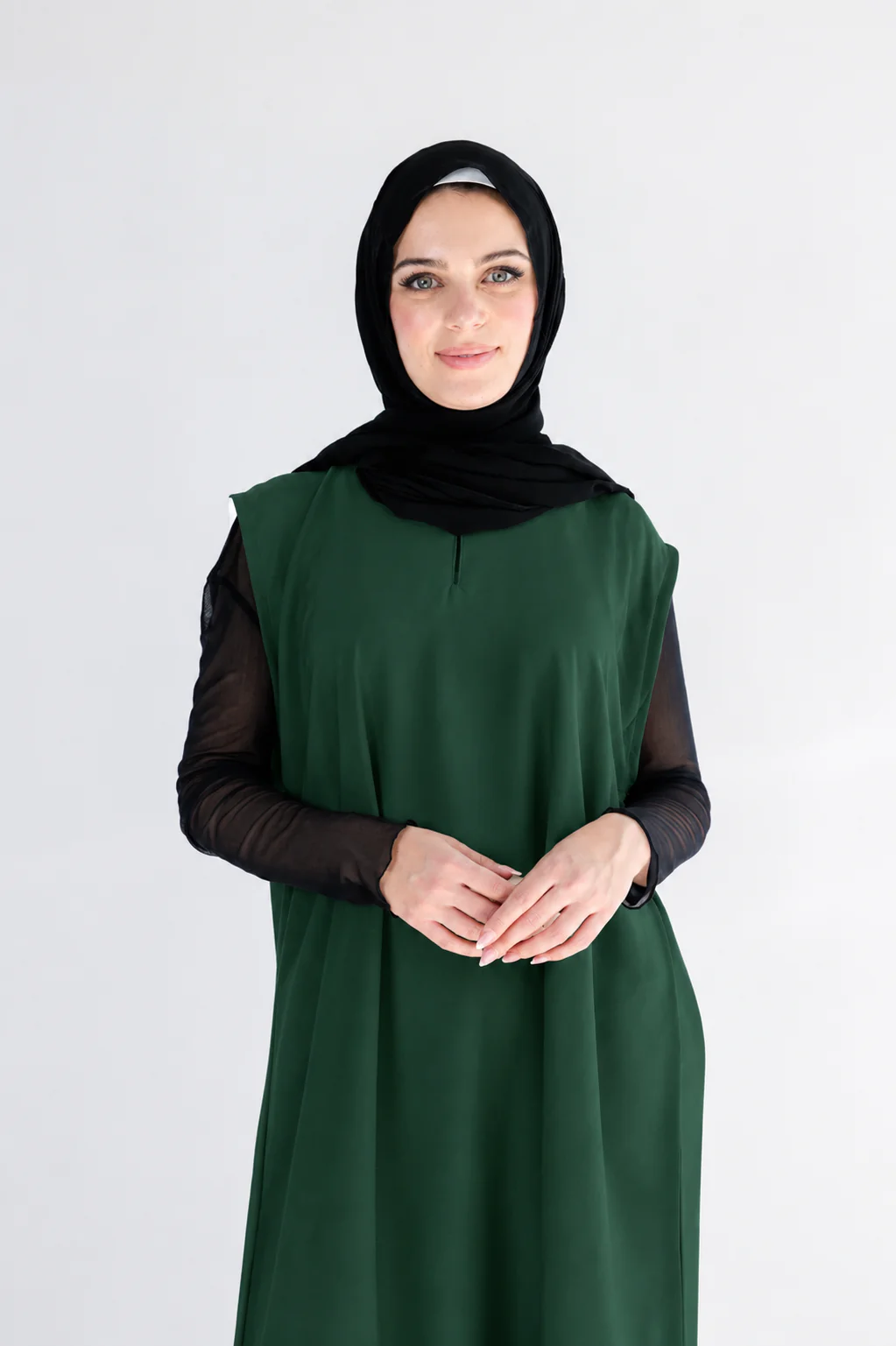 Green Ripple Satin Polyester Sleeveless Slip Dress - Image 2