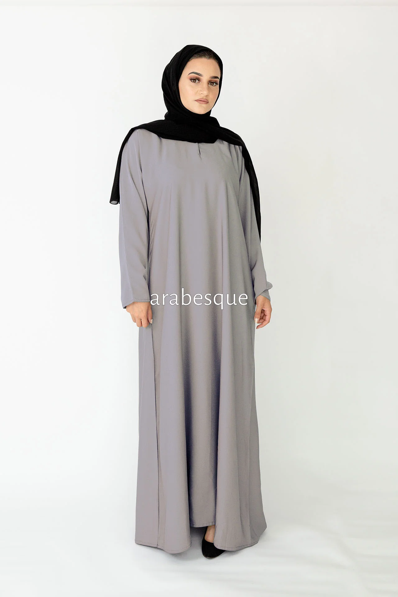 Grey Closed Abaya – Elegant Plain Nidha Fabric
