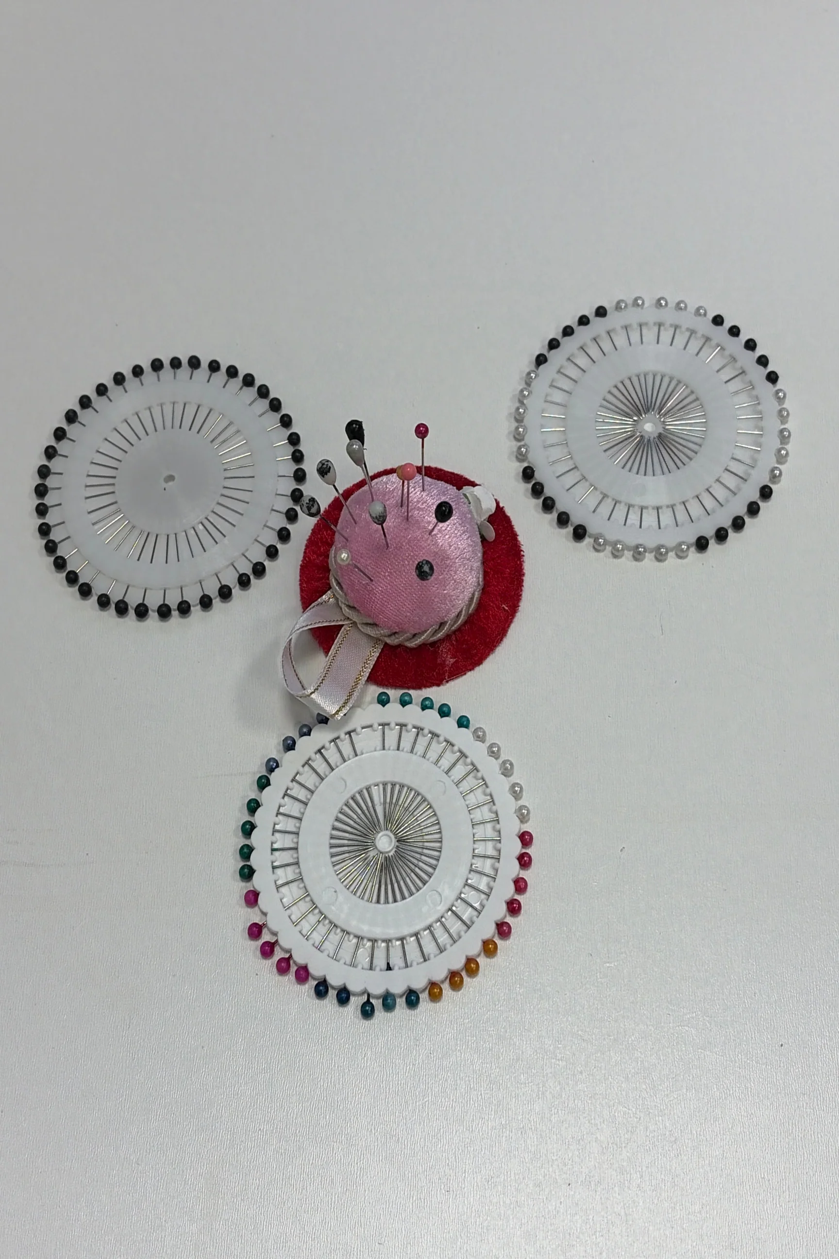 Hijab 3 sets of Pins (small) and Holder Pins Holder Gift set - Image 2