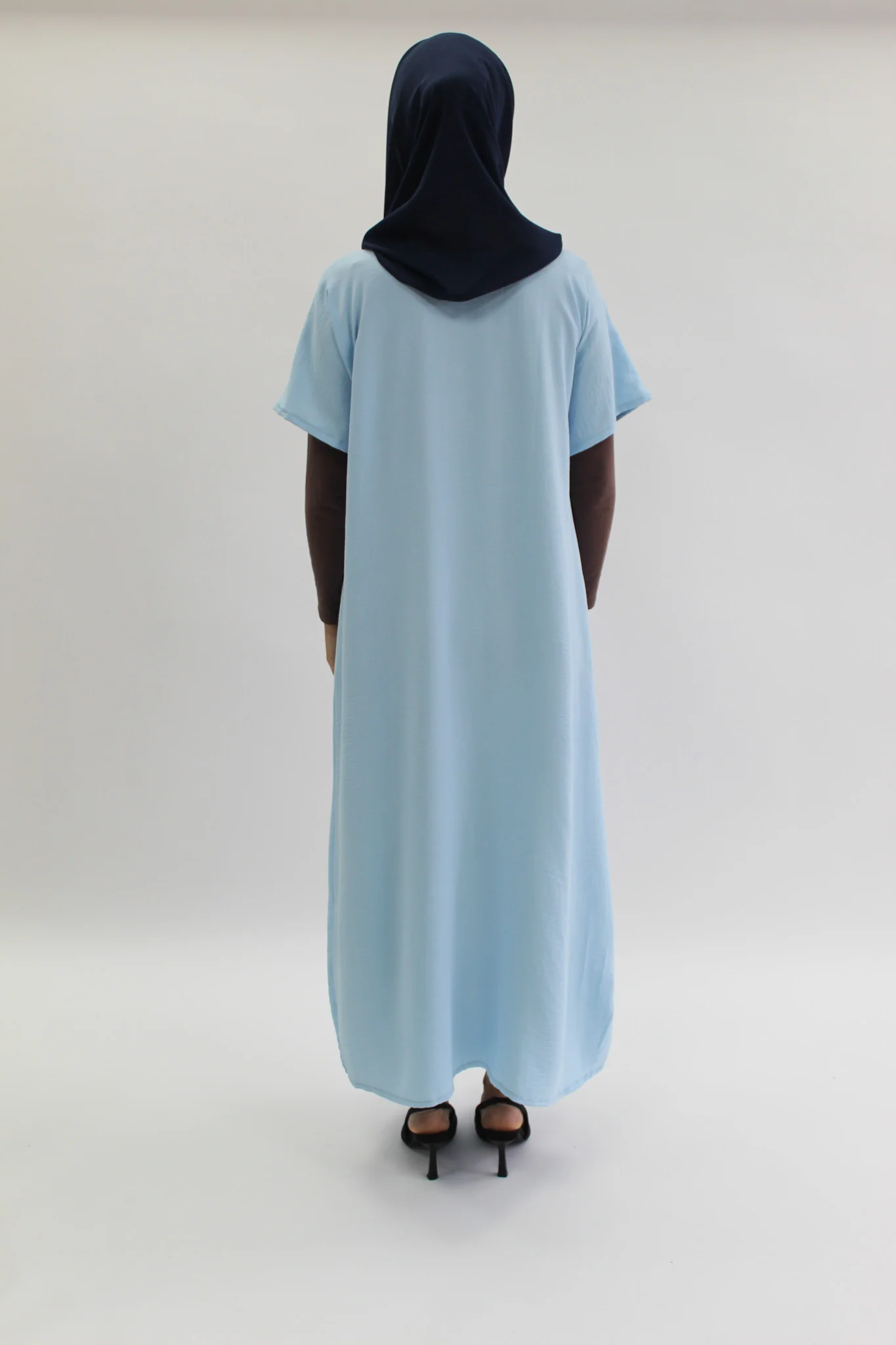 Light Blue Crushed Polyester Short Sleeved Dress - Image 3