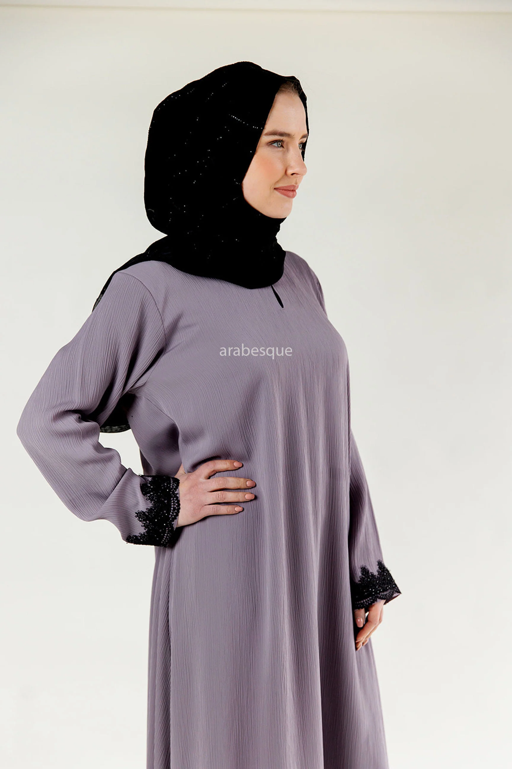 Lilac Closed Abaya – Textured Umbrella Cut Design with Lace Detail - Image 2