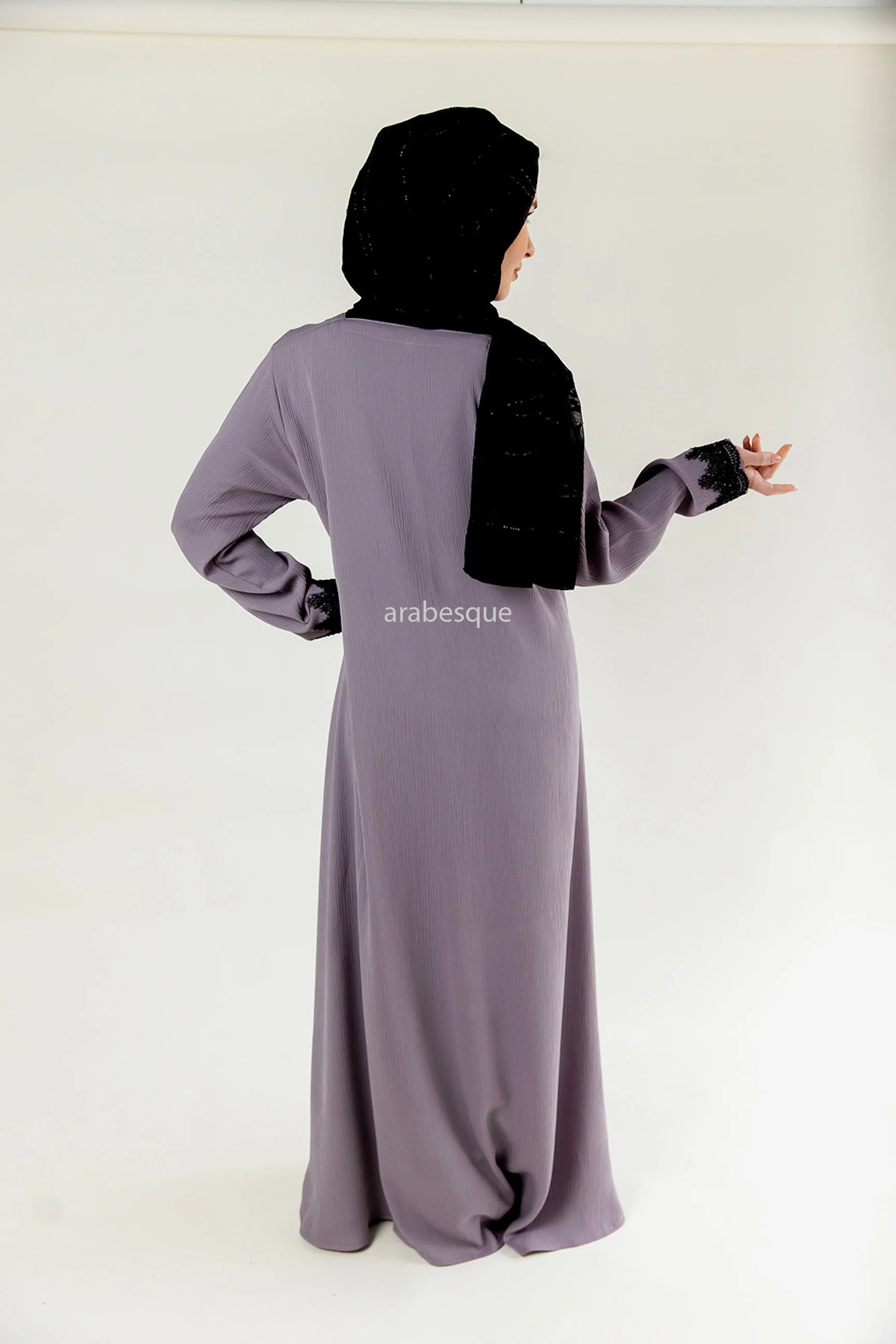 Lilac Closed Abaya – Textured Umbrella Cut Design with Lace Detail - Image 4