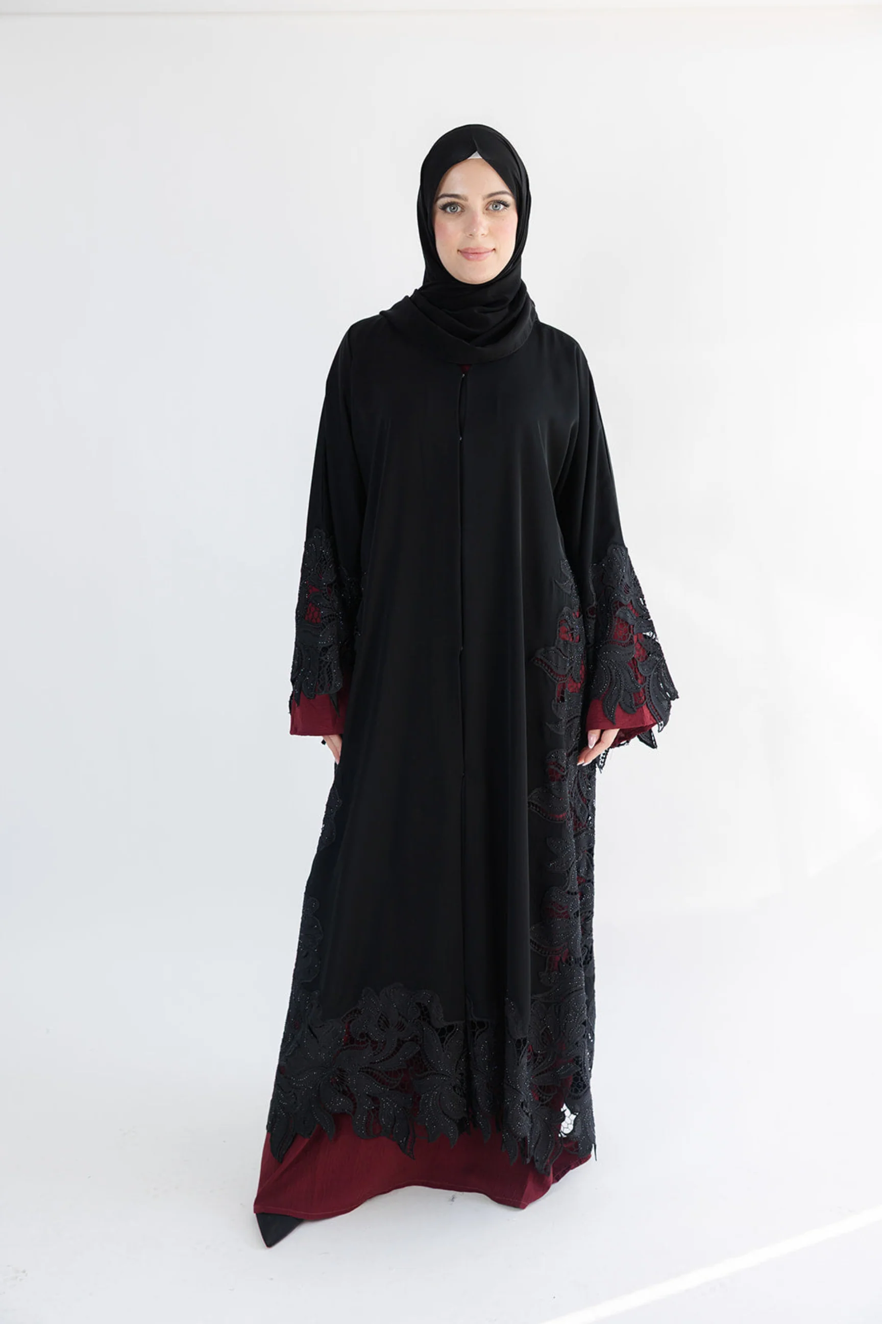 Black Open Abaya – Luxury Floral Lace Design