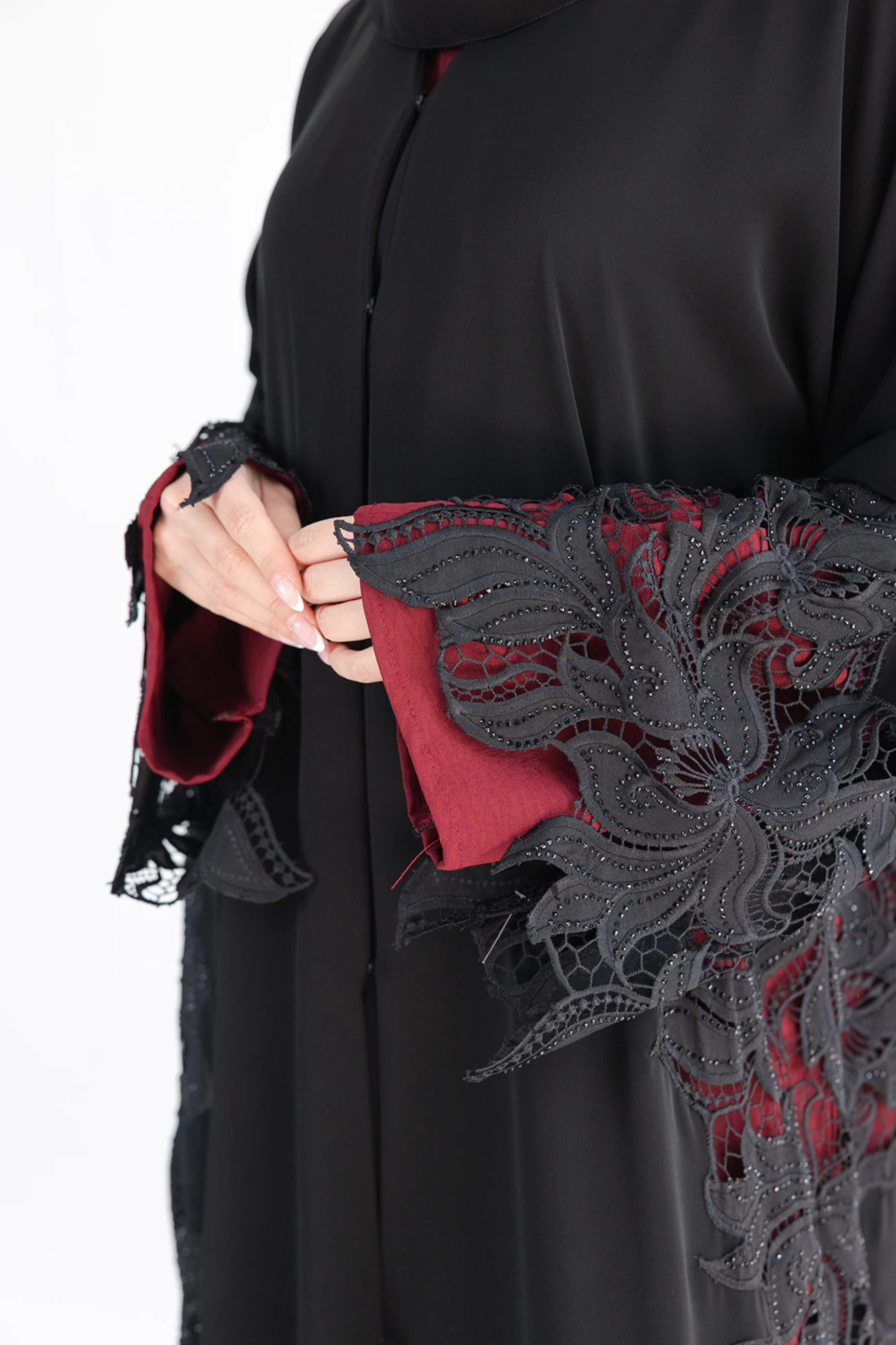 Black Open Abaya – Luxury Floral Lace Design - Image 2