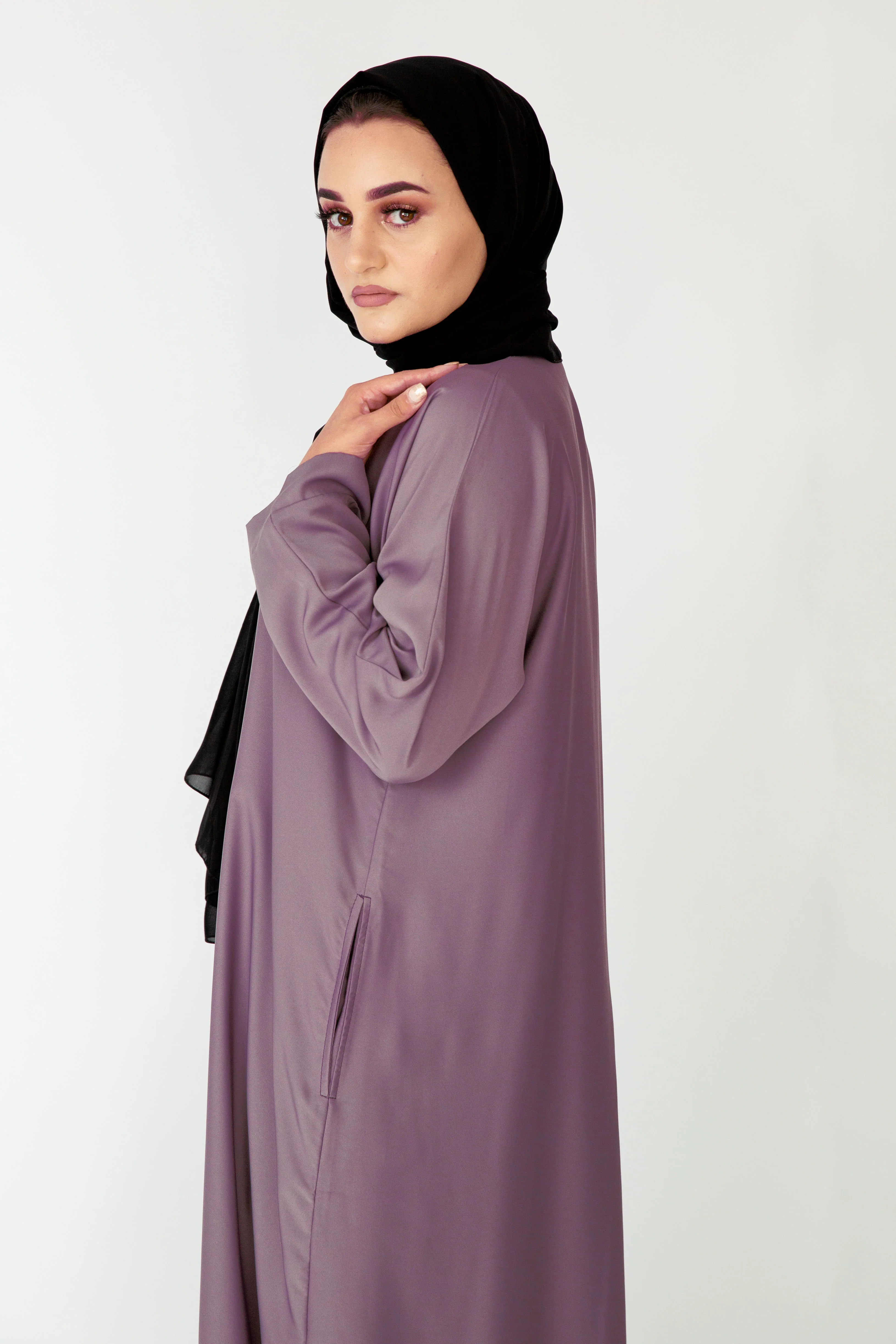 Mauve Open Abaya – Premium Plain Nidha with Pocket & Wide Sleeves - Image 3