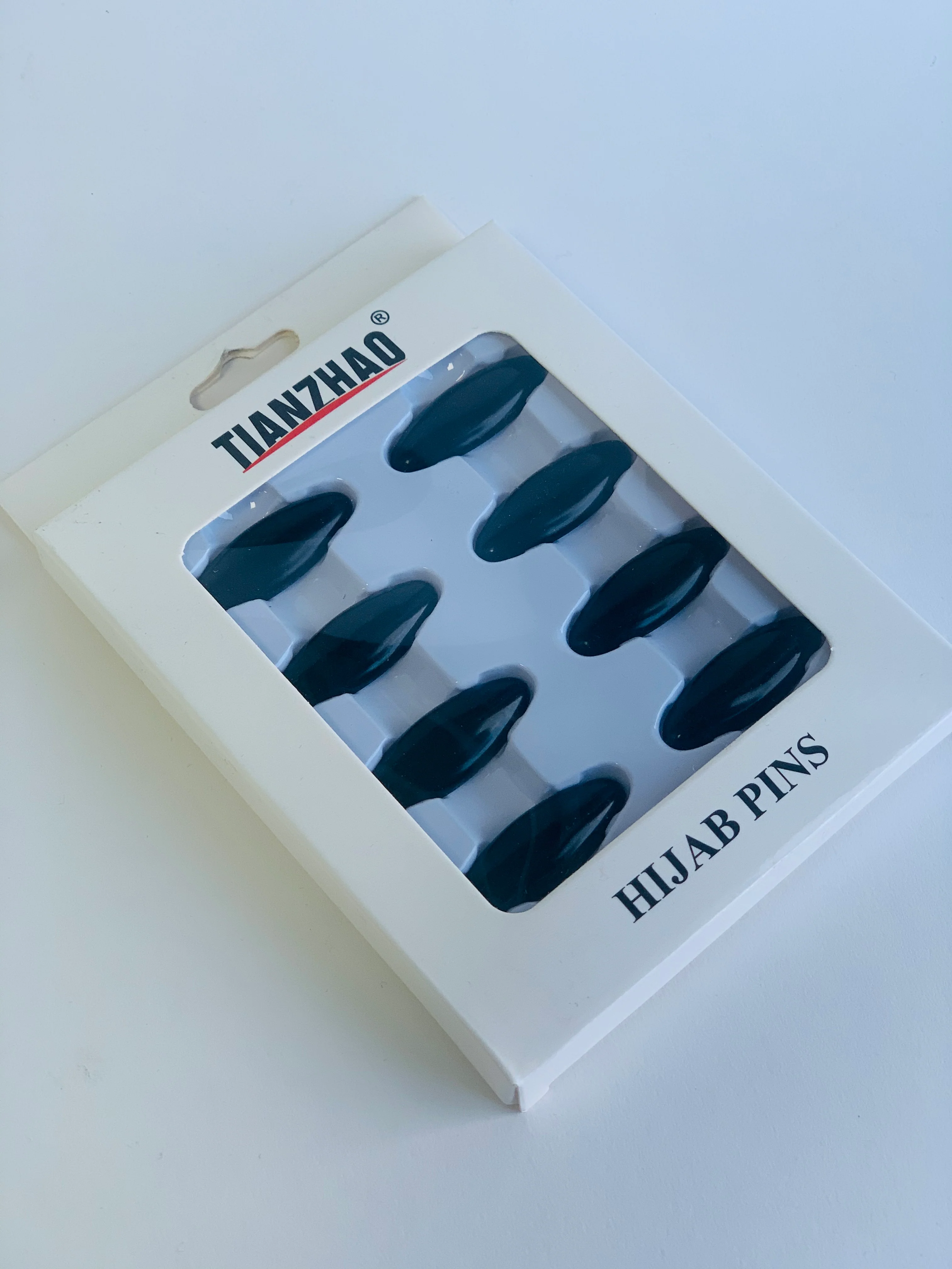 Pack of 8 Pins - Image 3