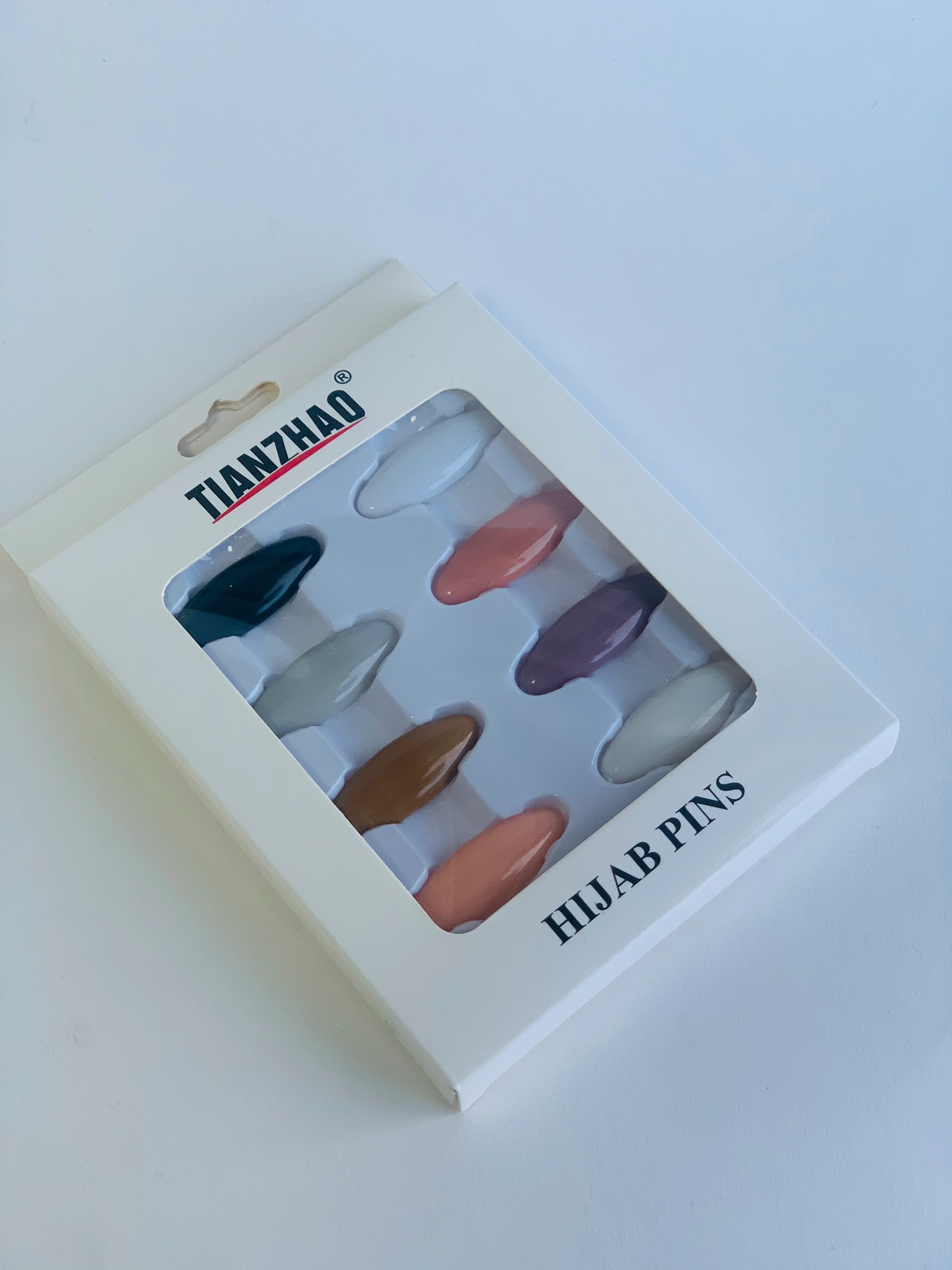 Pack of 8 Pins - Image 5
