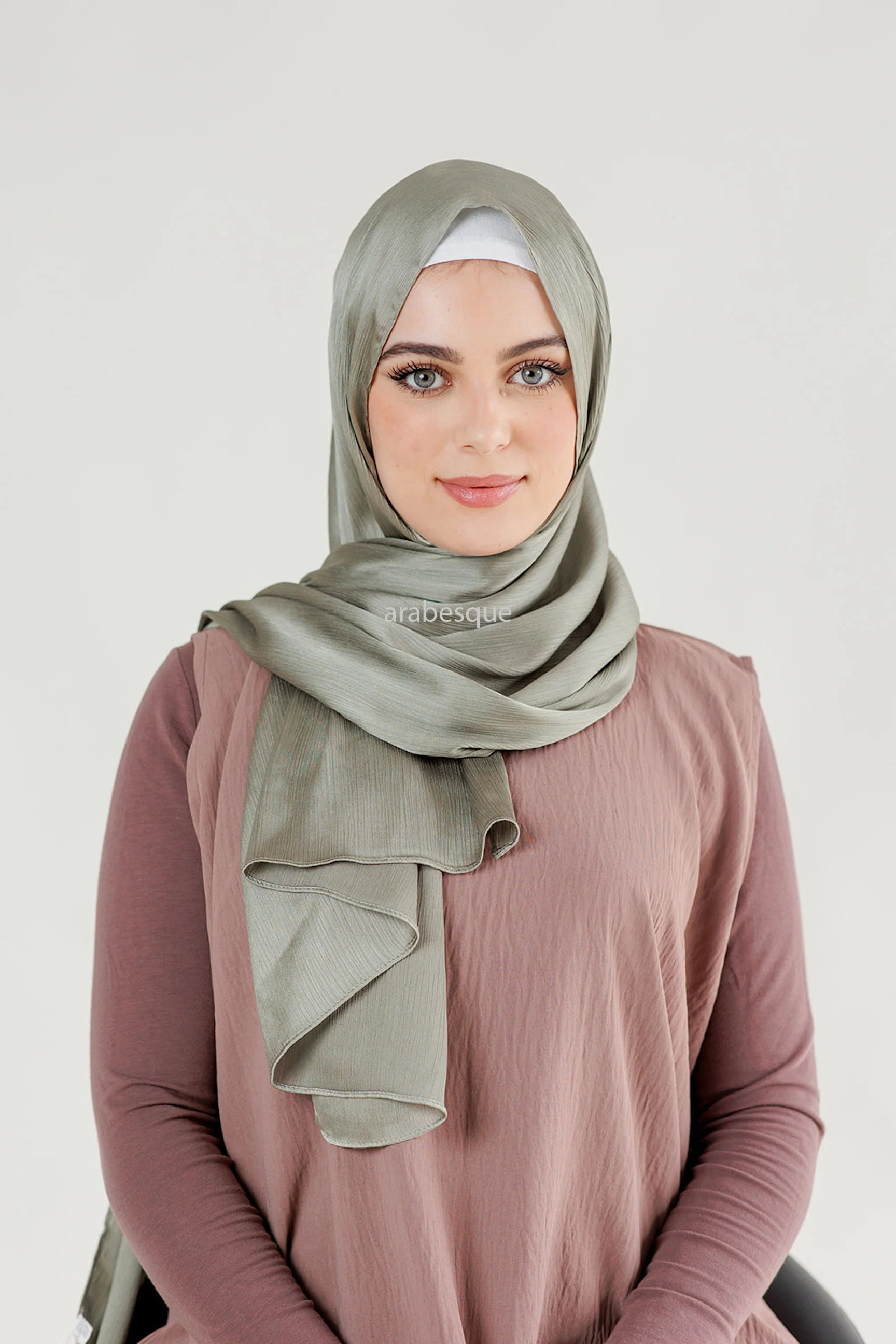Fine Line Silk Chiffon Hijab - Image 4