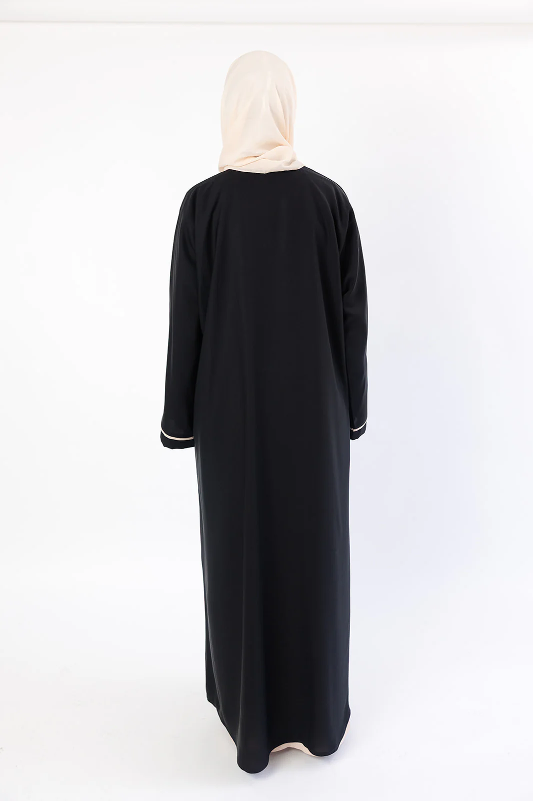 Premium Black Open Abaya – Cream Line Border Design with Pocket and Matching Scarf - Image 4