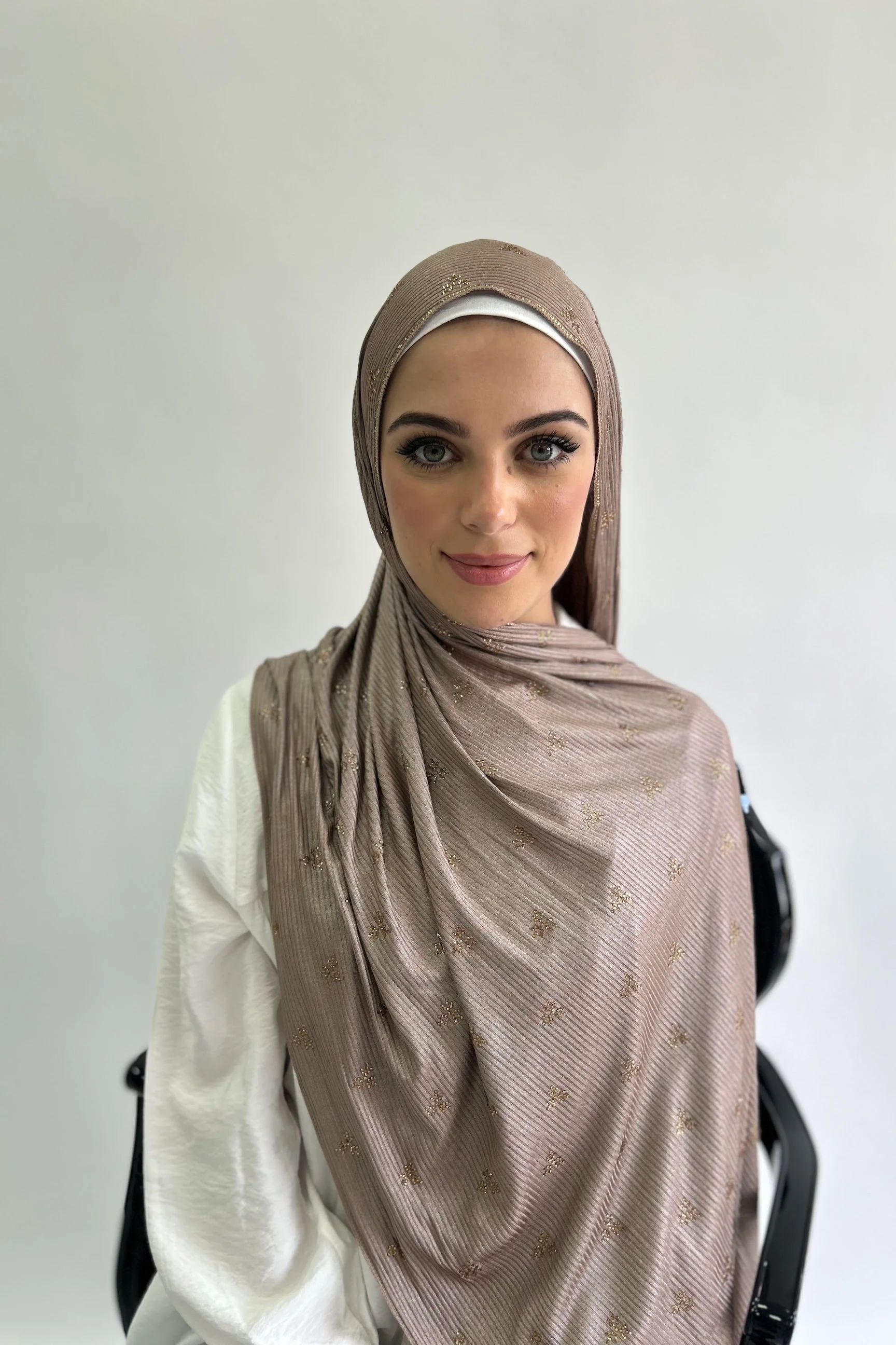 Ribbed Jersey Stone Work Hijab - Image 4