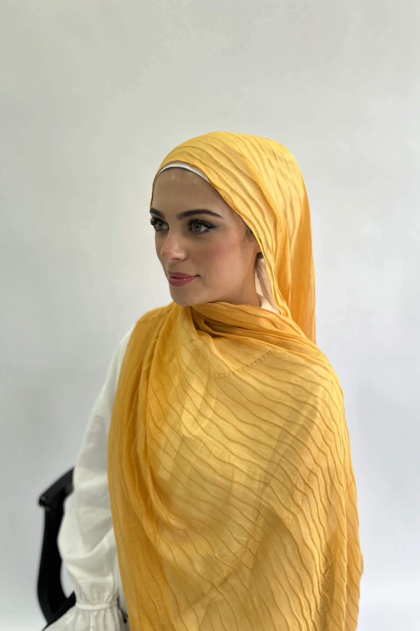 Ruffled Viscose Hijab - Image 4