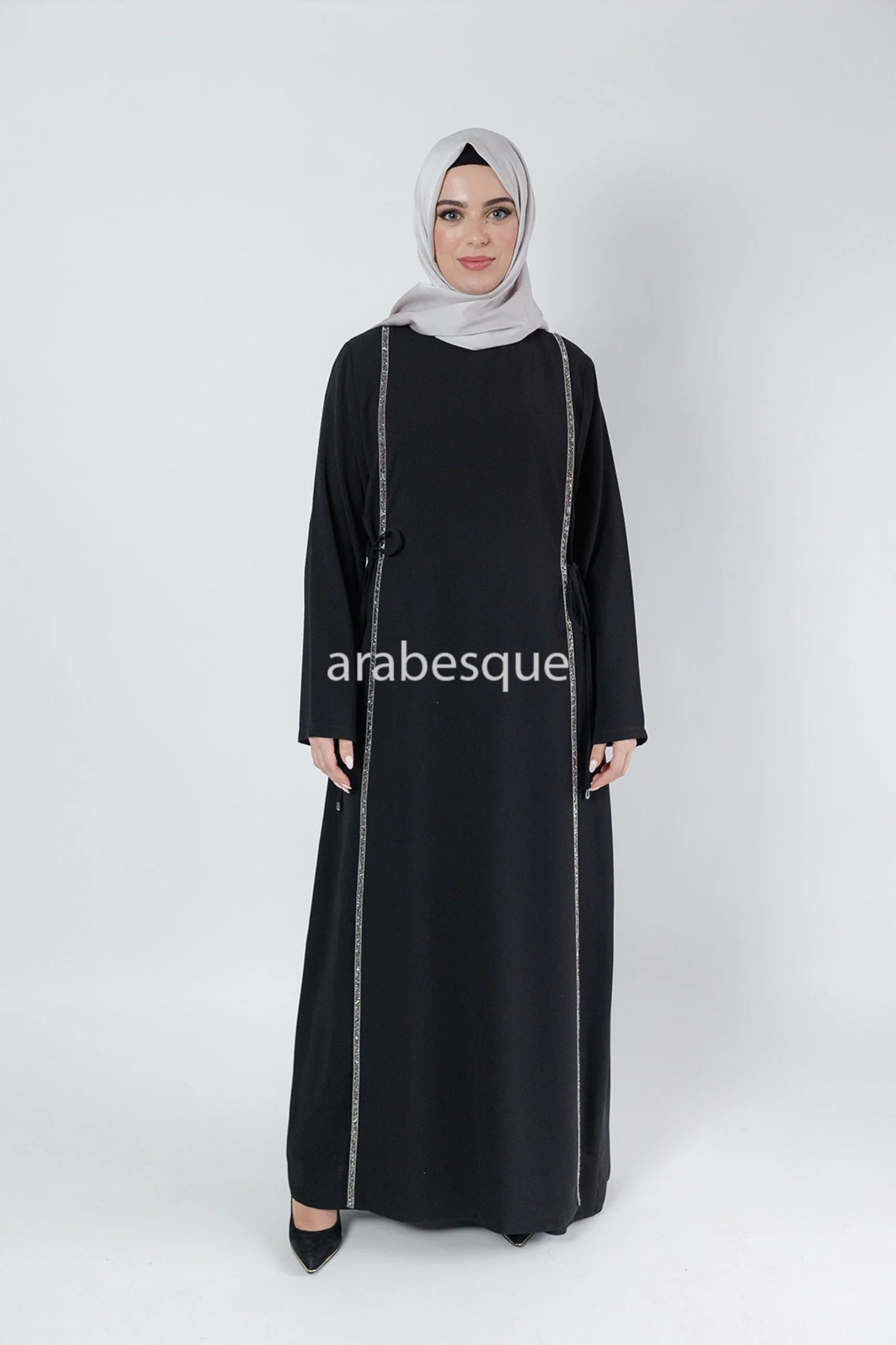 Black Double Abaya - Faux Closed Design With Diamante - Image 3