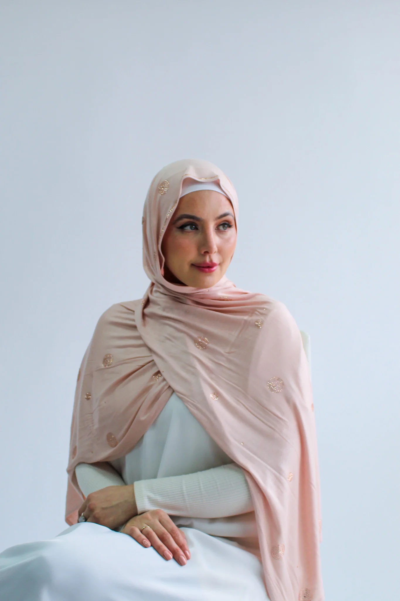 Sharif Circle Accent Diamante Jersey Long Hijab - Image 2