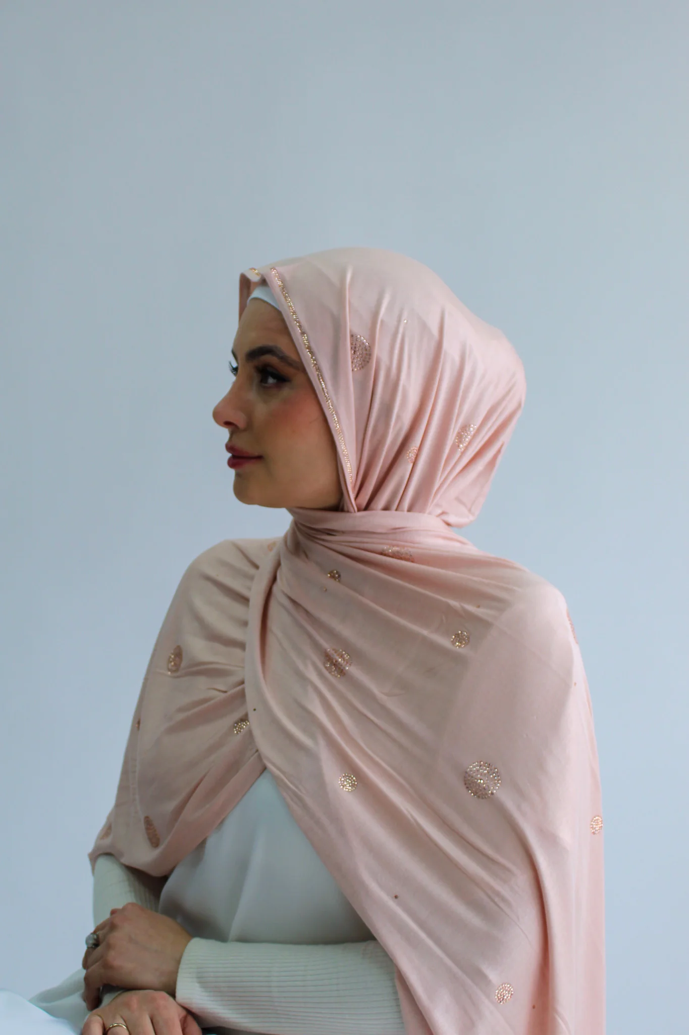 Sharif Circle Accent Diamante Jersey Long Hijab - Image 3