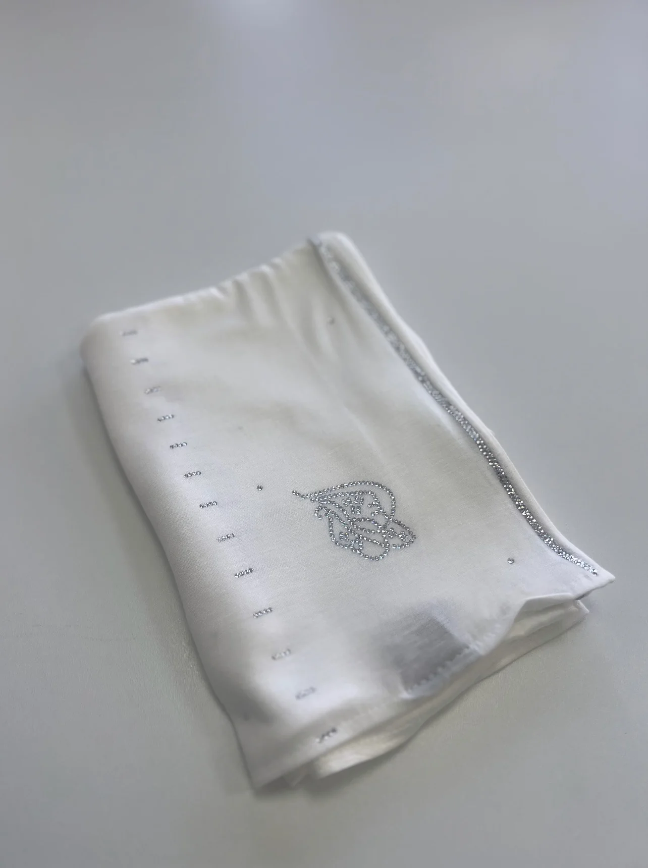 Sharif Line Accent Diamante Jersey Long Hijab - Image 8