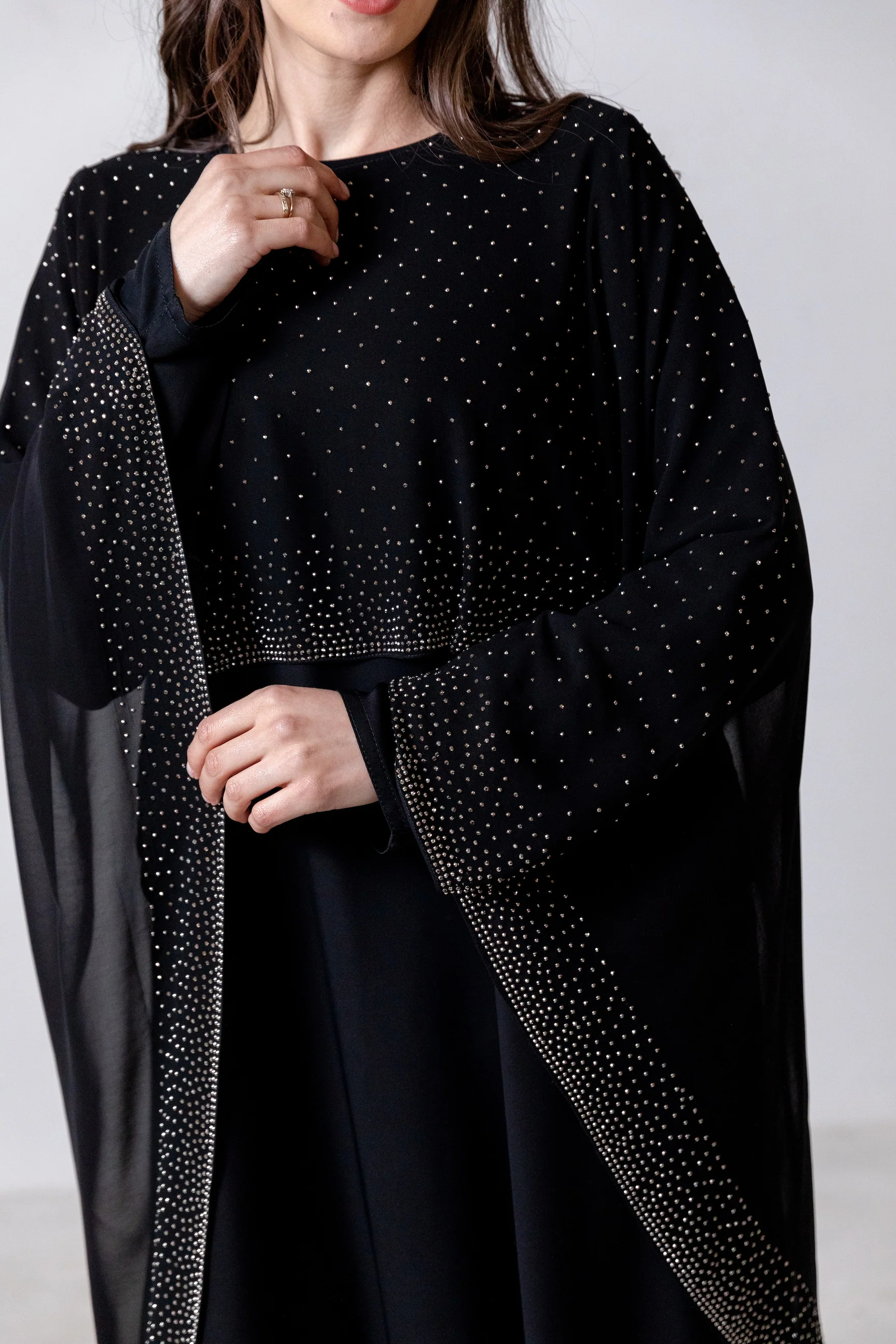 Black Closed Cape Abaya – Luxury Chiffon Design with Silver Stonework - Image 2