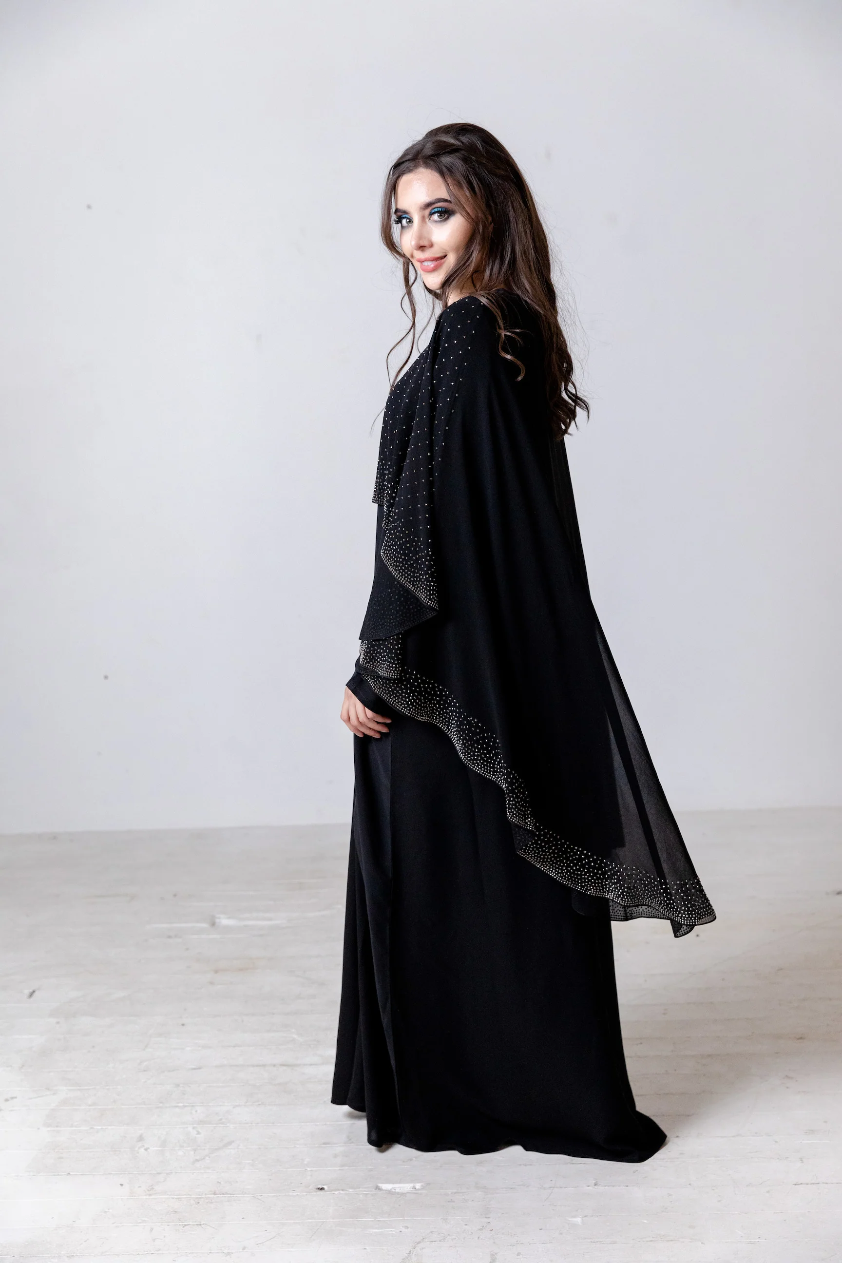 Black Closed Cape Abaya – Luxury Chiffon Design with Silver Stonework - Image 4
