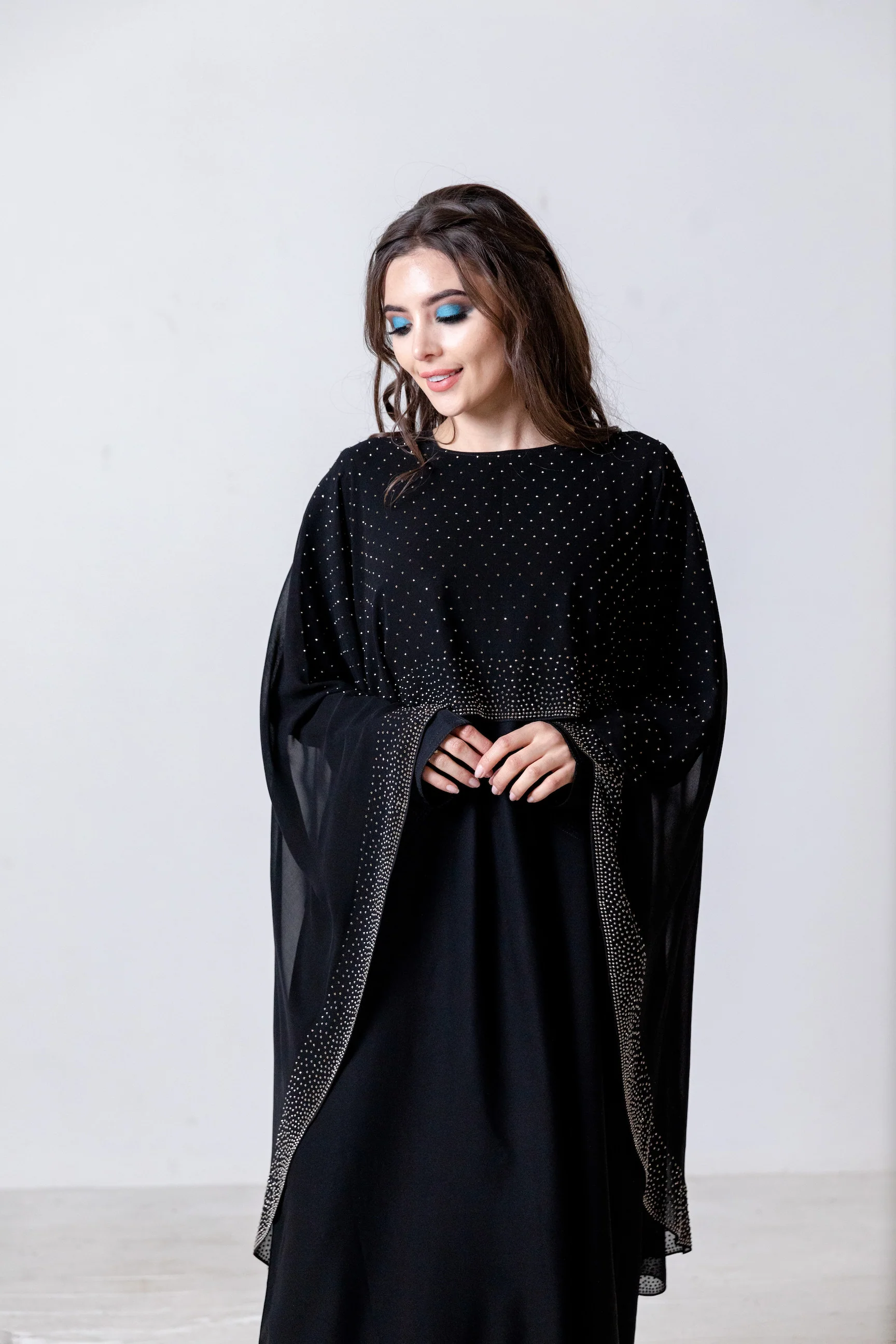 Black Closed Cape Abaya – Luxury Chiffon Design with Silver Stonework - Image 5