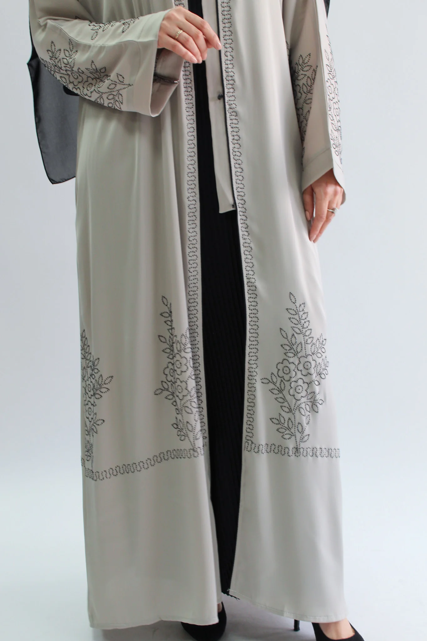 Stone Open Abaya – Ripple satin With Diamante Flower Patter - Image 3