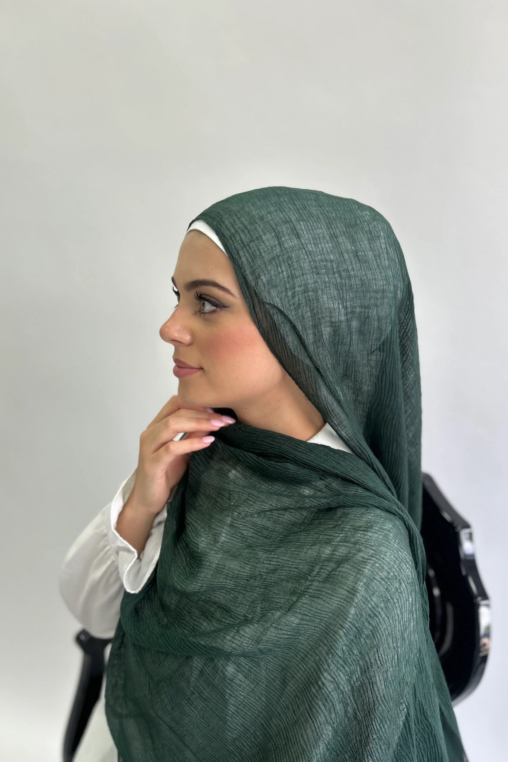 Viscose Creased Hijab - Image 5