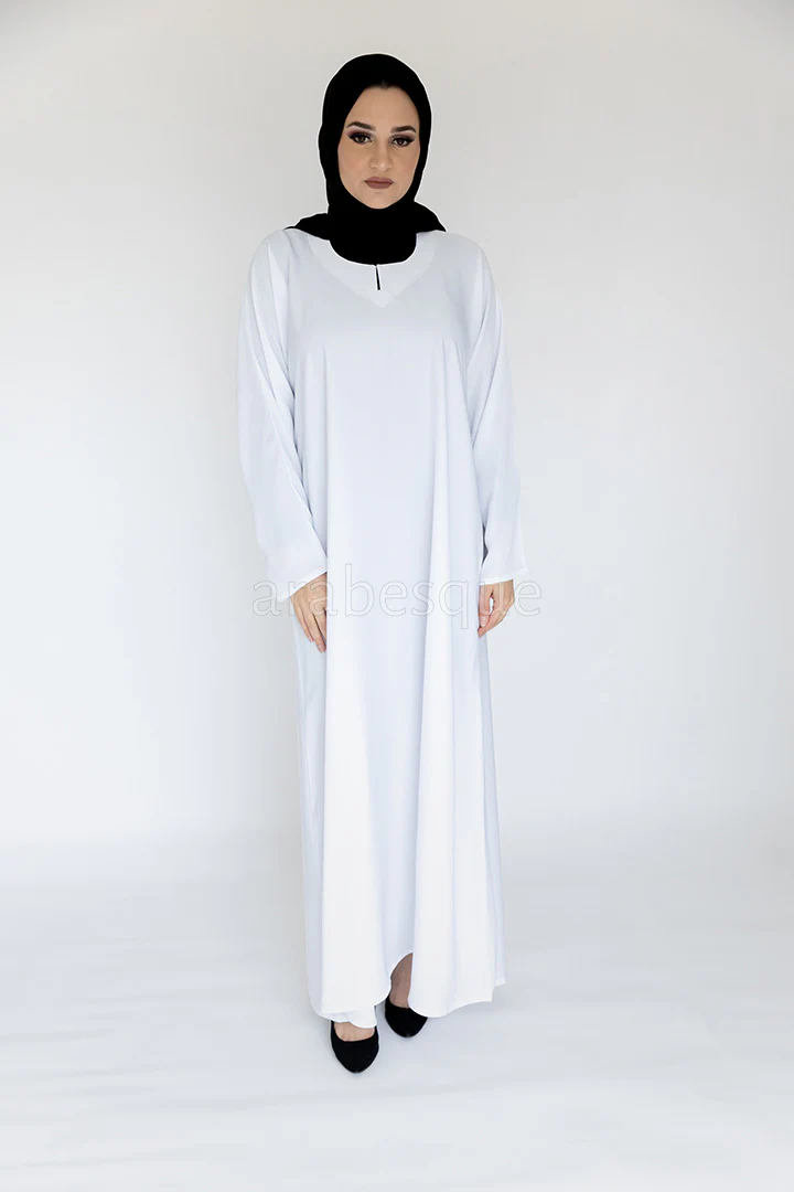 White Closed Abaya – Elegant Plain Nidha Fabric