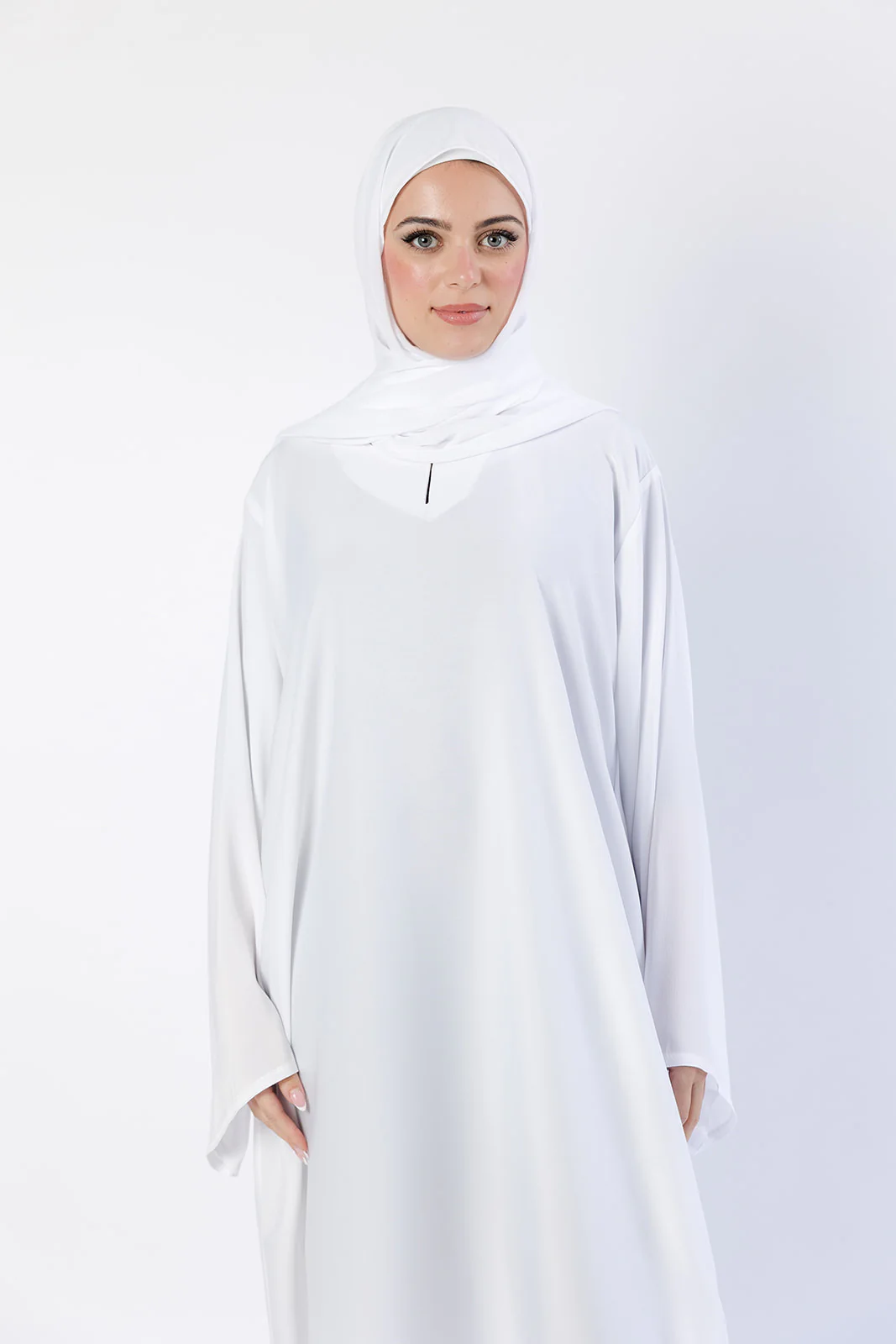 White Closed Abaya – Ripple Satin Fabric with Pocket - Image 3